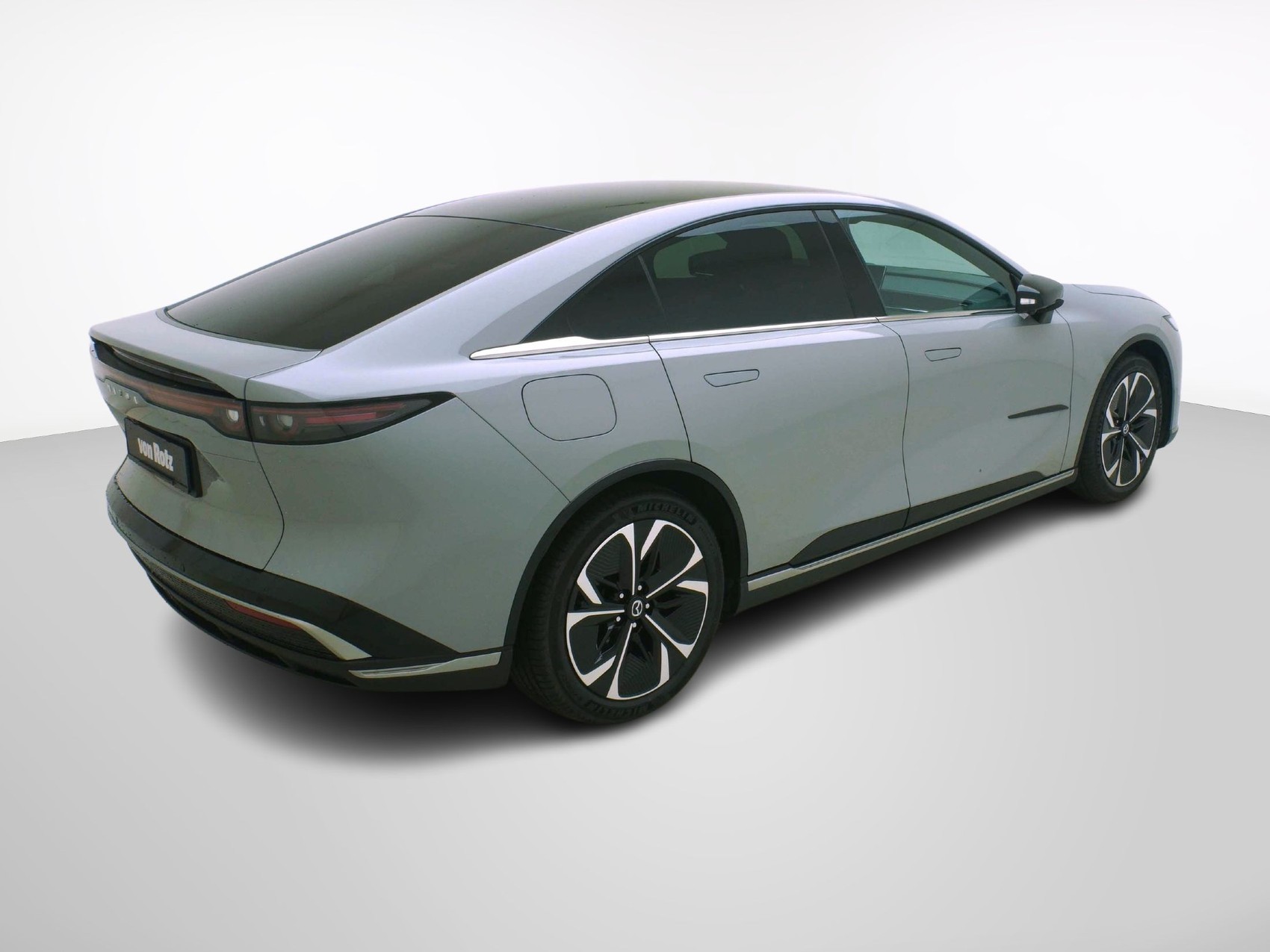 MAZDA 6e Takumi ⚡Schnellladezeit 10-80% in nur 24 Minuten⚡-image-3