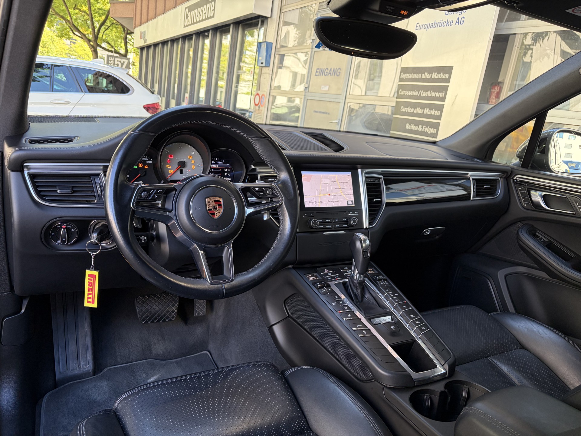 PORSCHE Macan S Diesel PDK-image-8