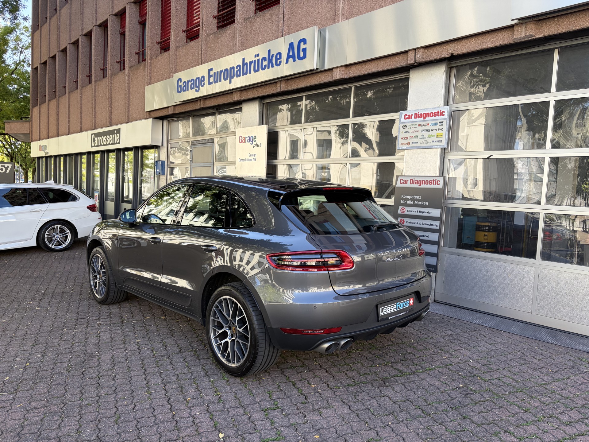PORSCHE Macan S Diesel PDK-image-4