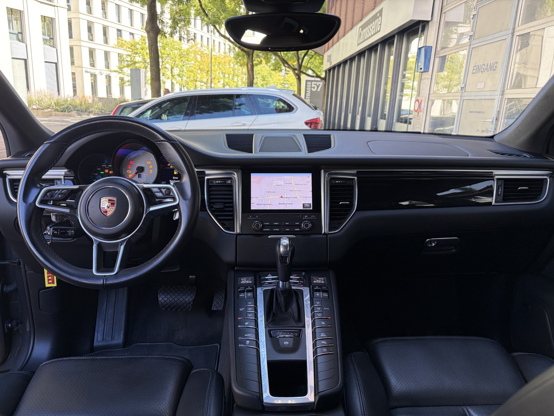PORSCHE Macan S Diesel PDK-image-9