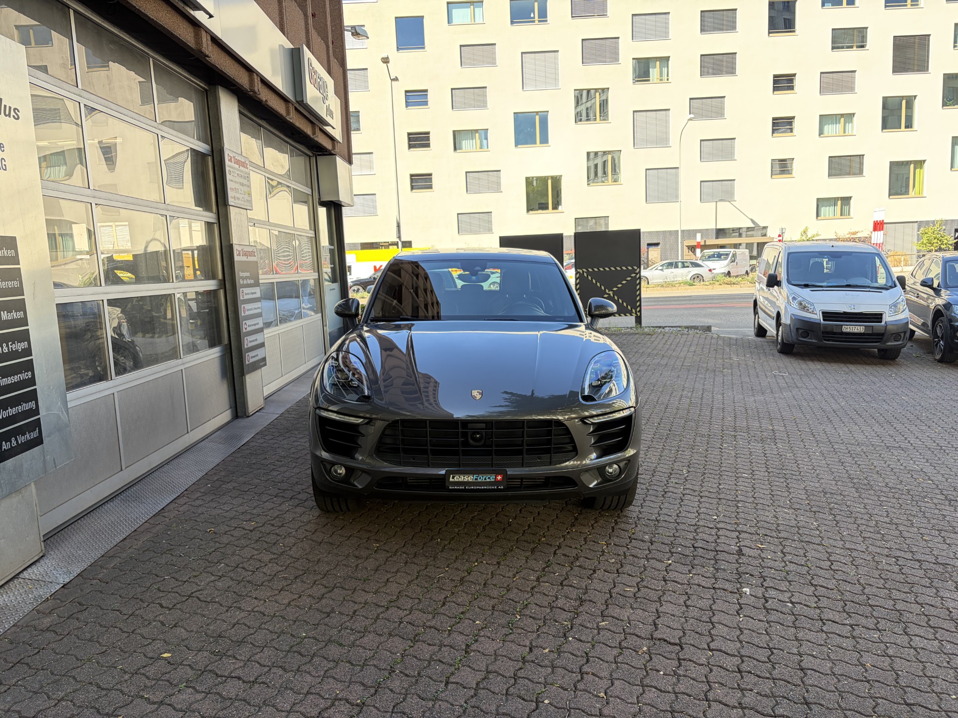 PORSCHE Macan S Diesel PDK-image-0