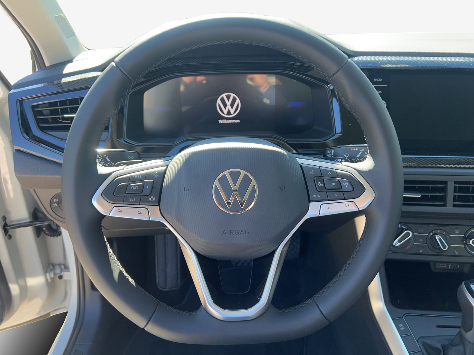 VW Polo 1.0 TSI Life DSG-image-9