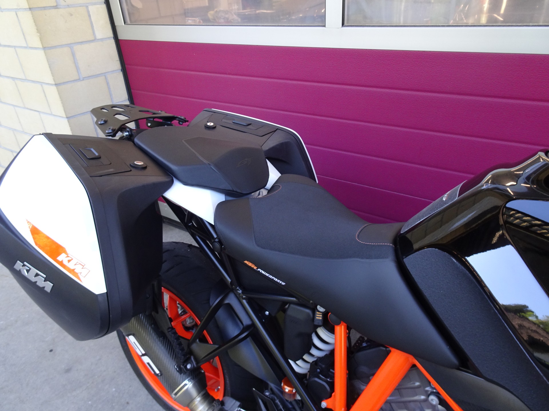 KTM 1290 Super Duke GT-image-6