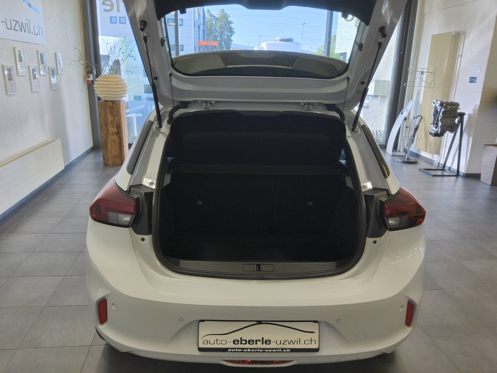 OPEL Corsa-e Edition-image-13