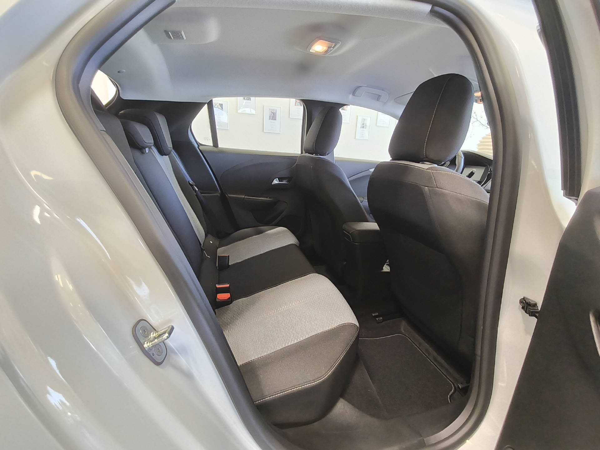 OPEL Corsa-e Edition-image-14
