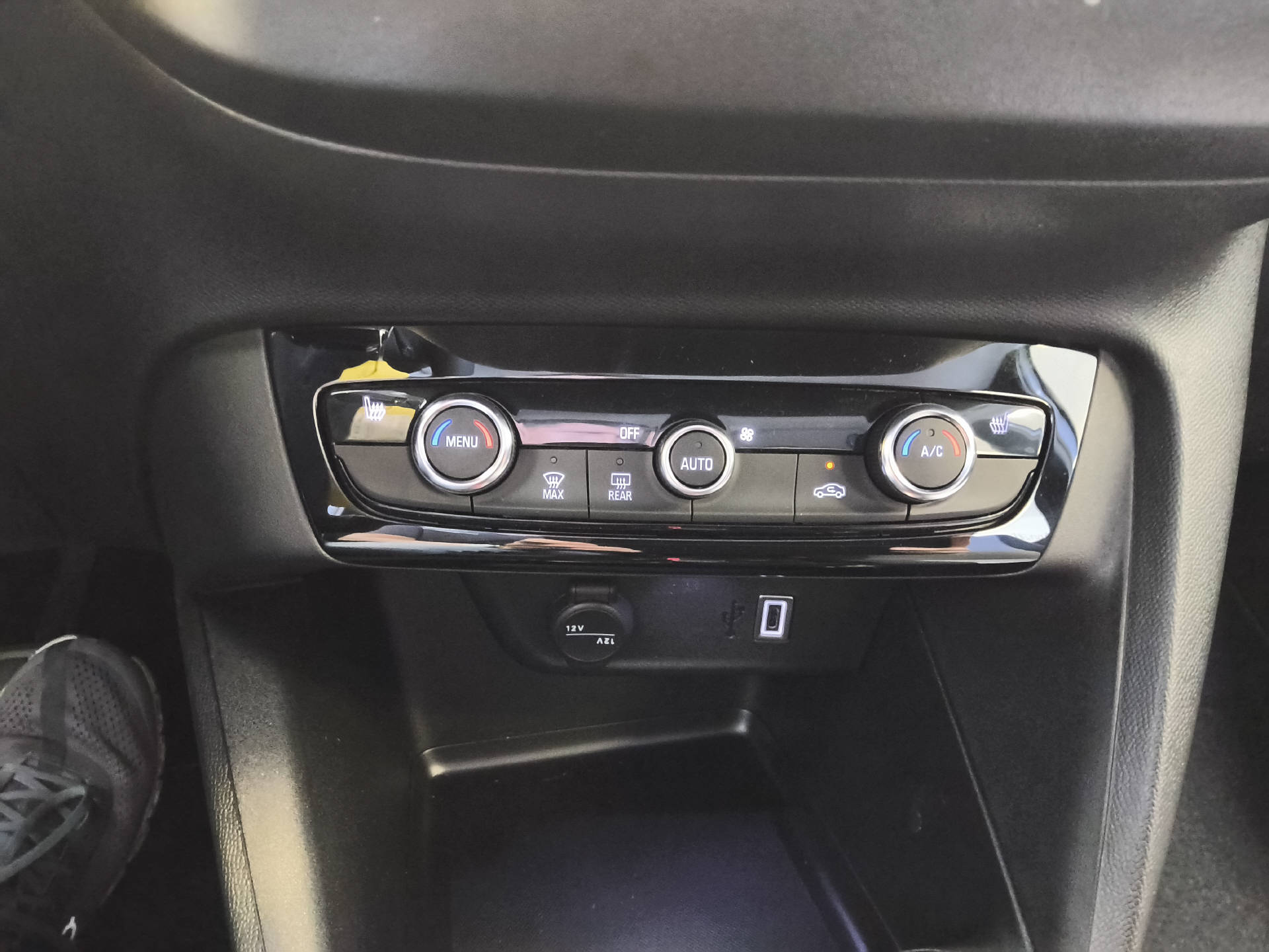 OPEL Corsa-e Edition-image-20