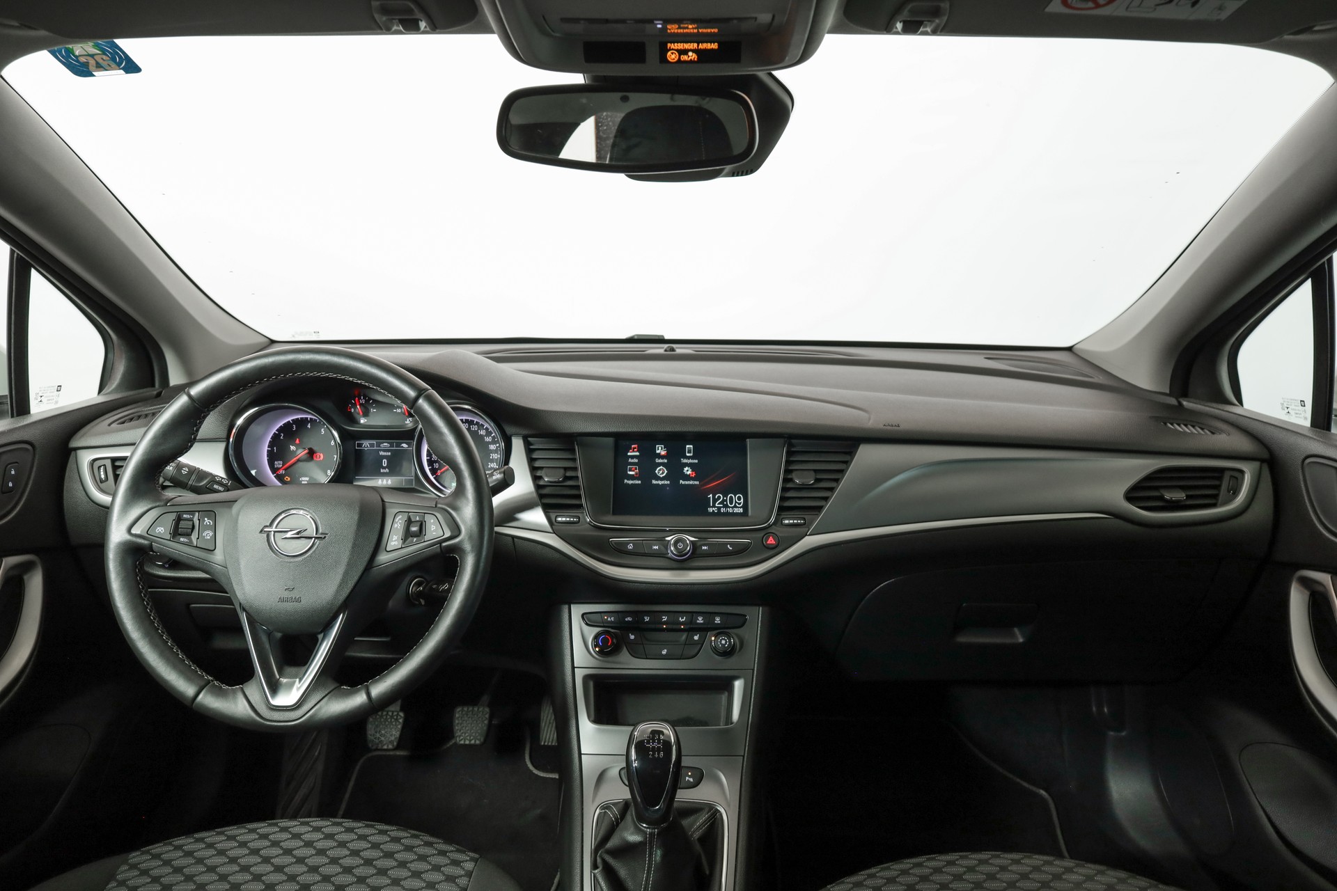 OPEL Astra 1.2i Turbo Edition • 145 ch • Siège ergonomique AGR • Apple CarPlay-image-14