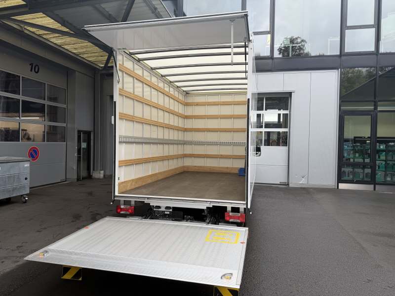 IVECO Daily 35 S 18HA8 K.-Ch. 3750 3.0 H-PI 176 Koffer Hebebühne-image-3