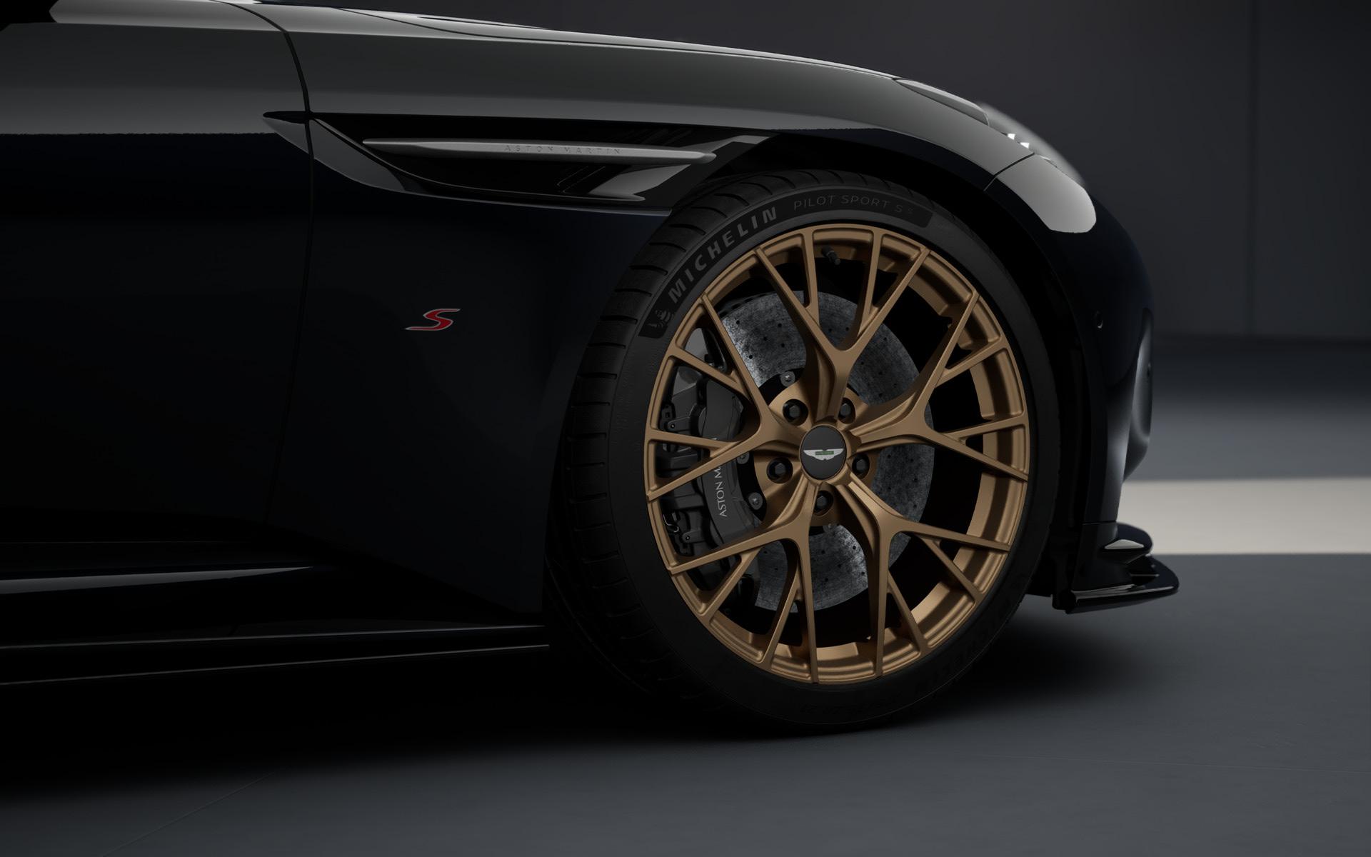 ASTON MARTIN DB12 Volante 4.0 S V8 Bi-Turbo-image-20