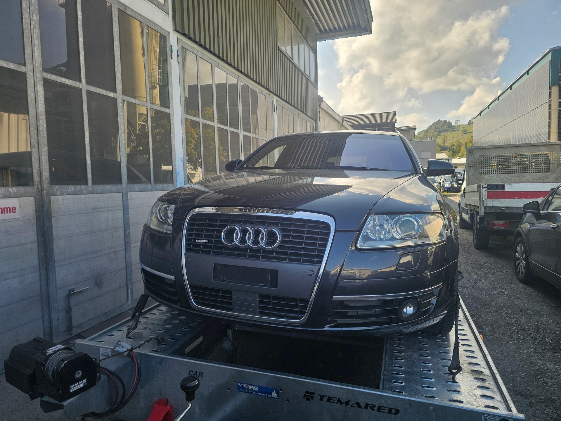 AUDI A6 Avant 3.0 V6 TDI quattro-image-0