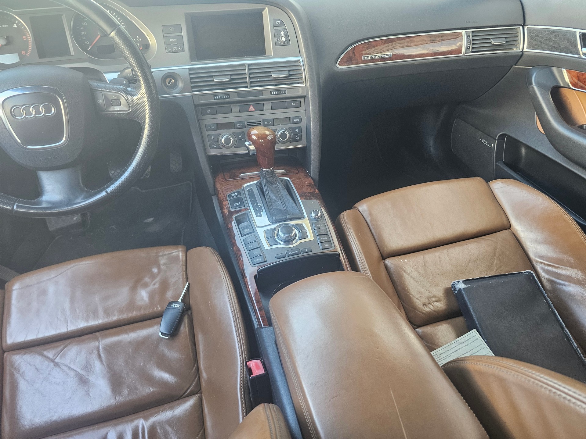 AUDI A6 Avant 3.0 V6 TDI quattro-image-8