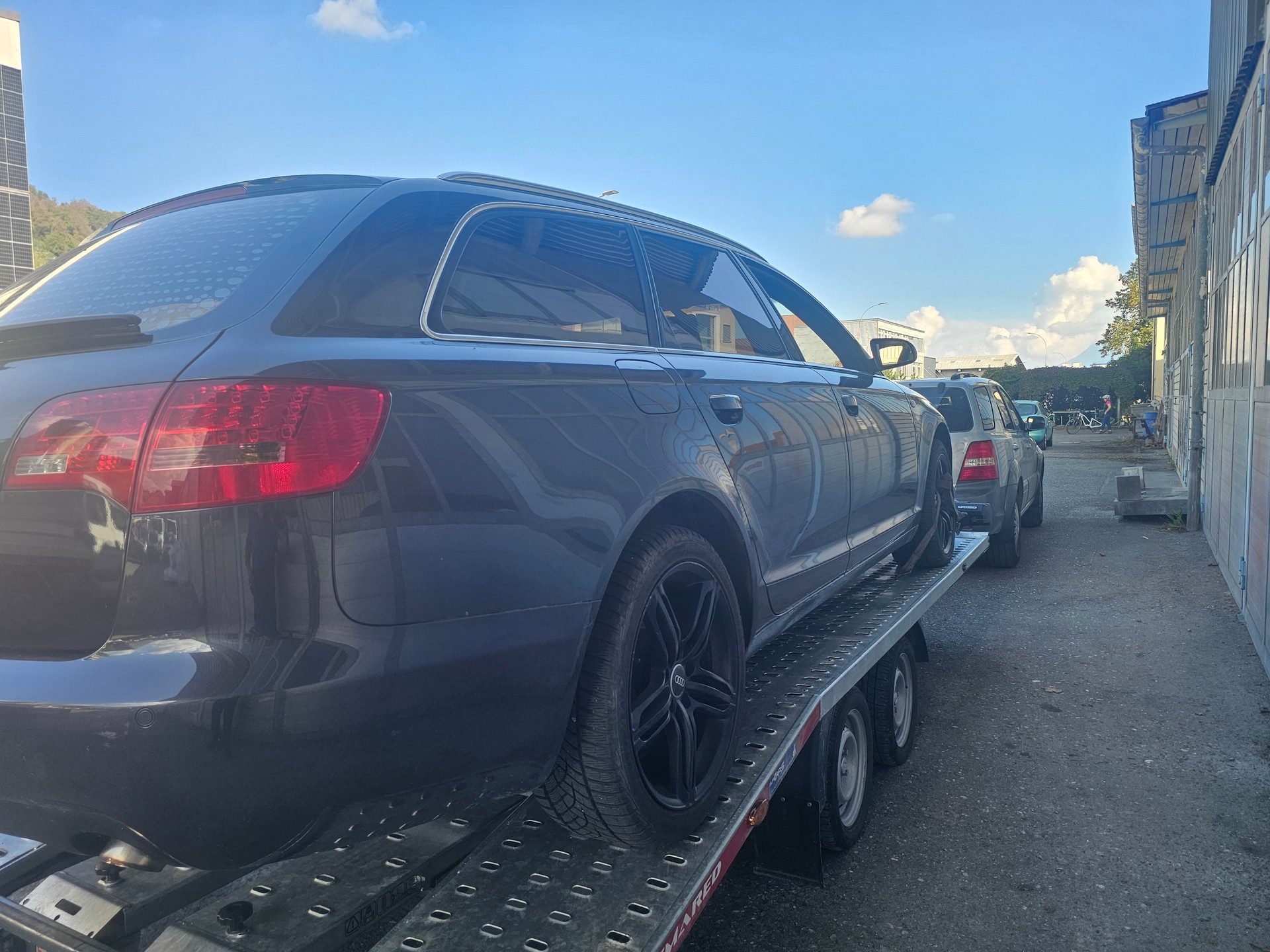 AUDI A6 Avant 3.0 V6 TDI quattro-image-4