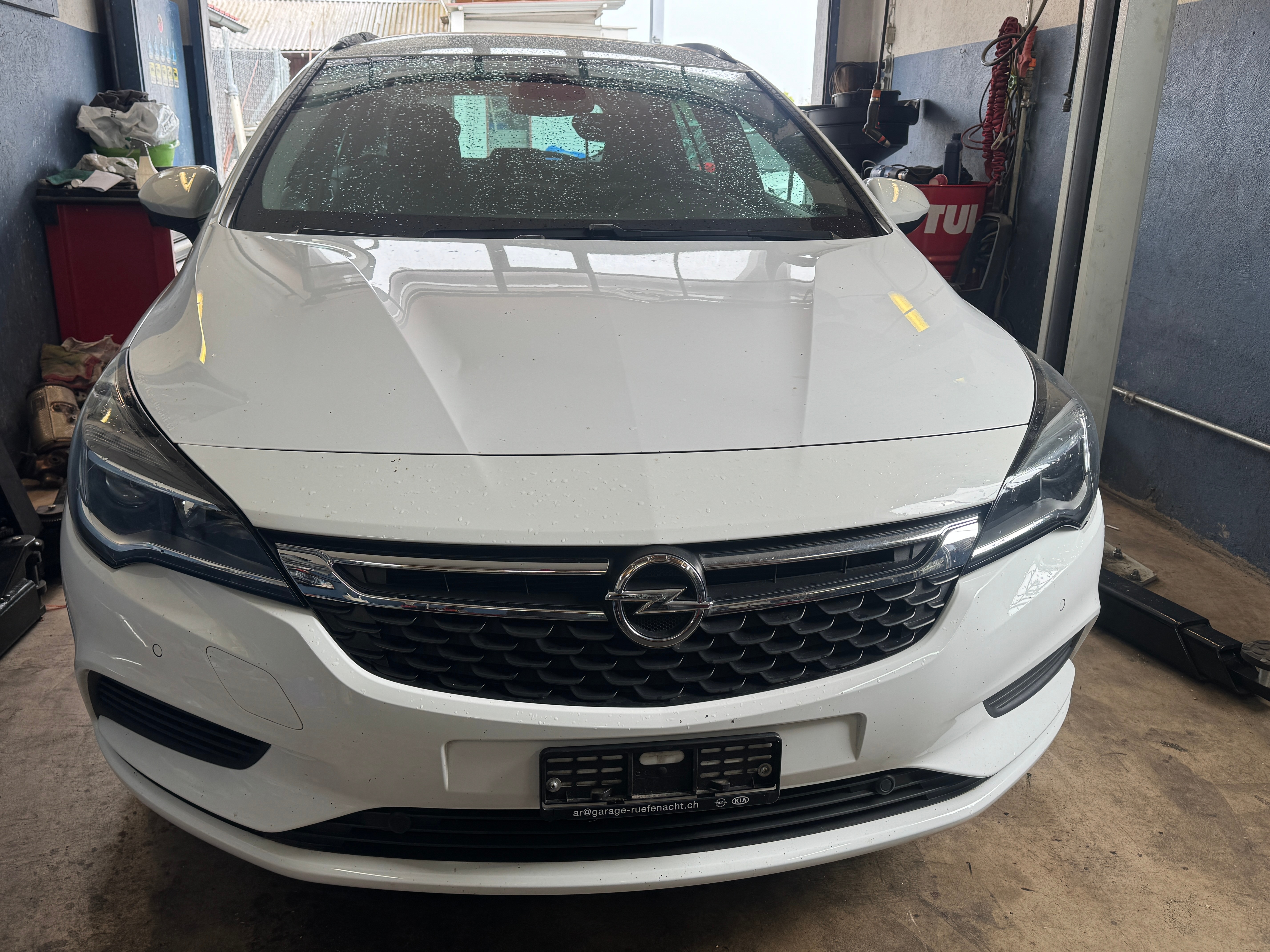 Car photo