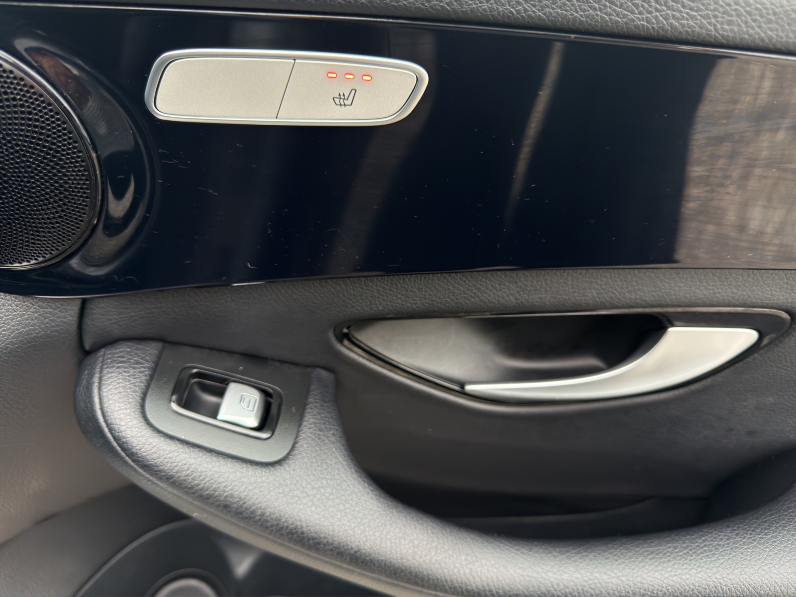 MERCEDES-BENZ C 200 7G-Tronic-image-16