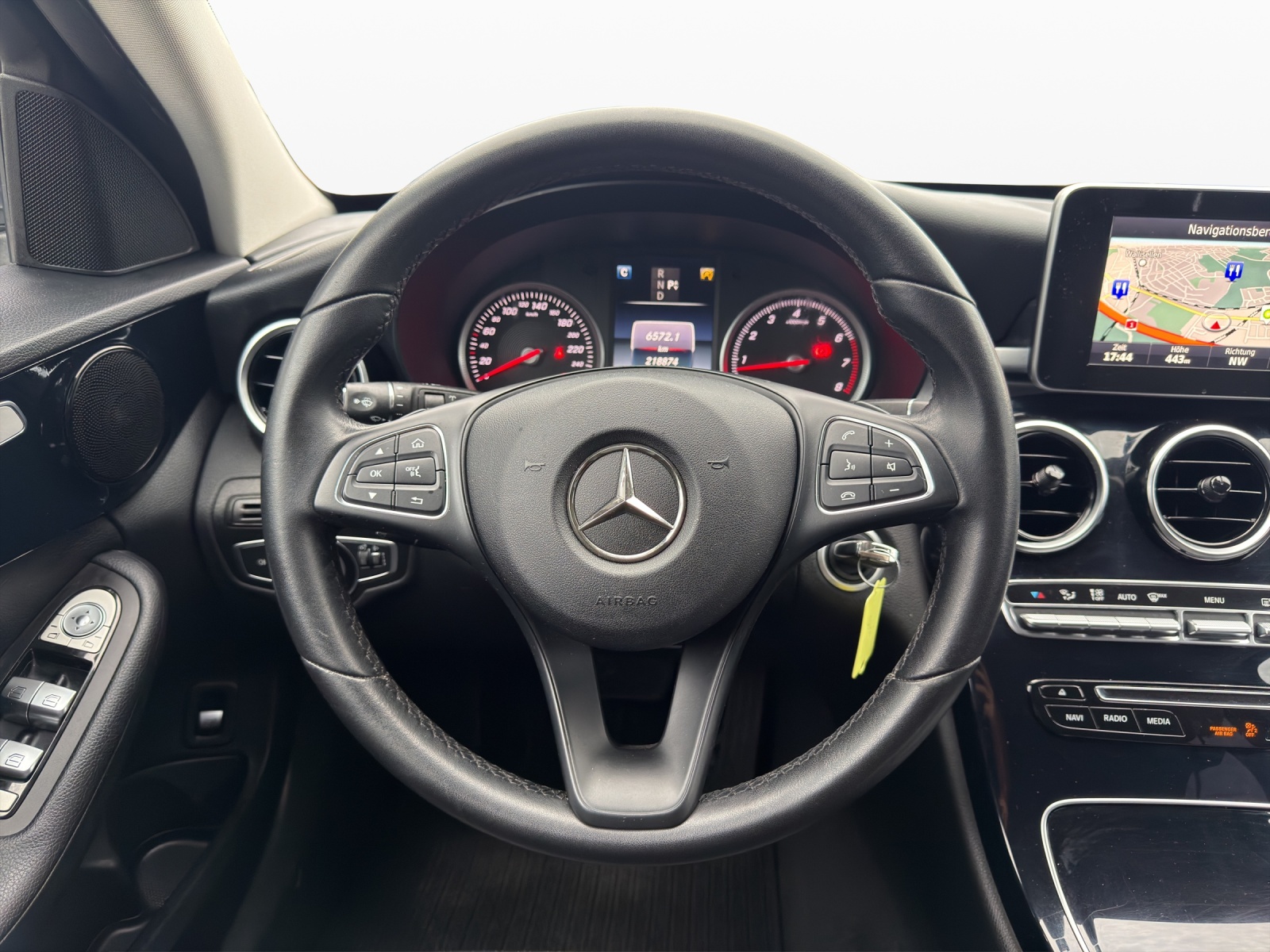 MERCEDES-BENZ C 200 7G-Tronic-image-10
