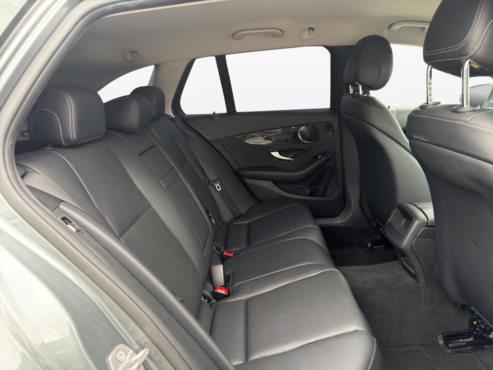 MERCEDES-BENZ C 200 7G-Tronic-image-18