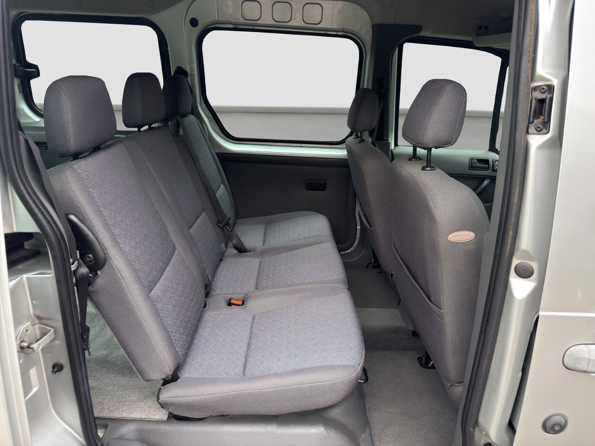 FORD Tourneo Connect 1.8-image-9