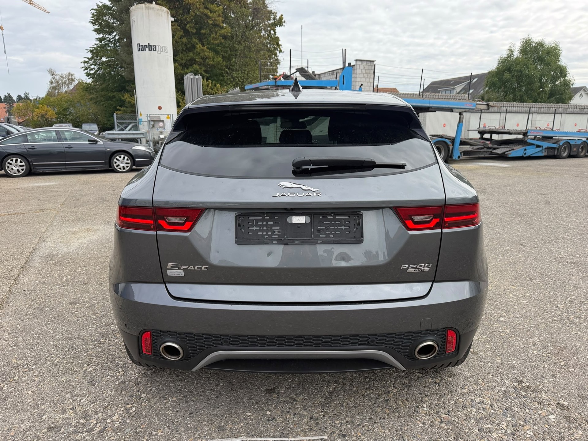 JAGUAR E-Pace P200 R-Dynamic AWD Automatik-image-7