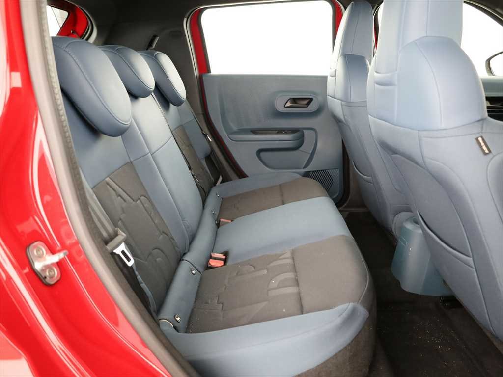FIAT Grande Panda Elektro Red-image-9