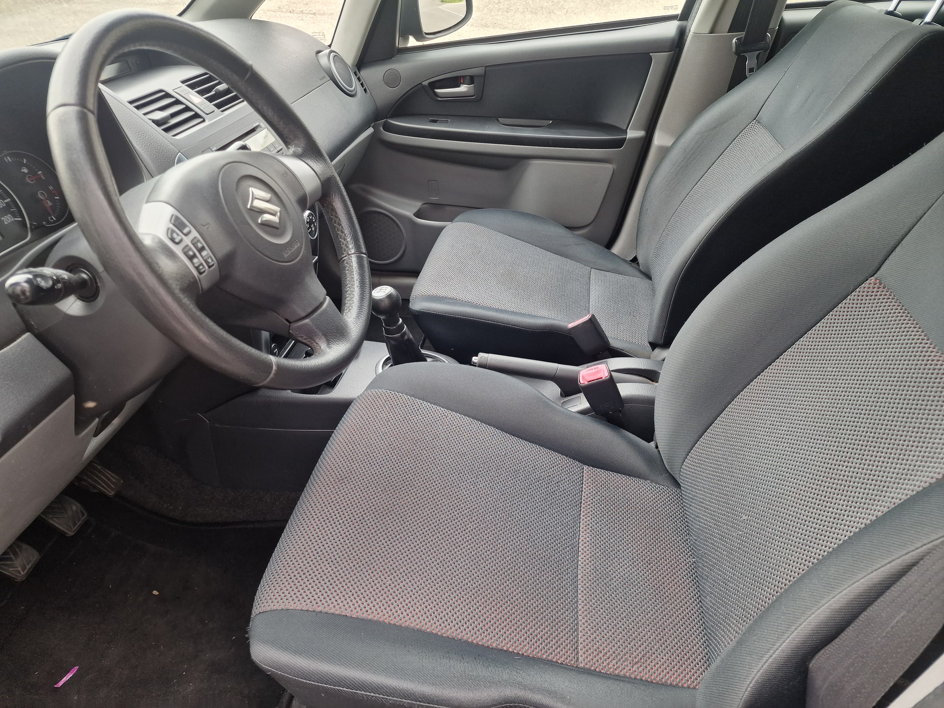 SUZUKI SX4 1.6 16V GL 4WD-image-9