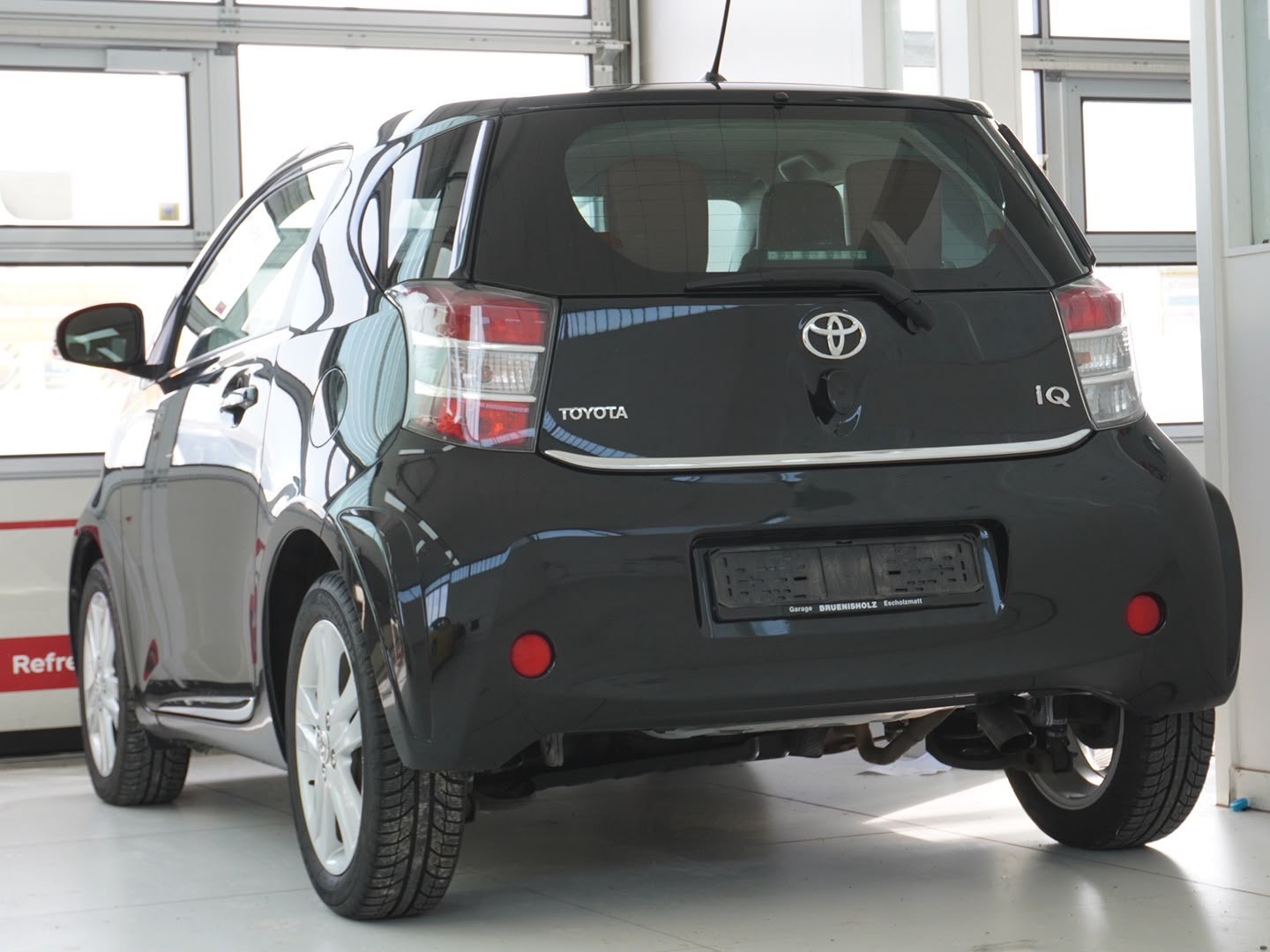 TOYOTA iQ 1.33 Dual VVT-i Luna-image-1