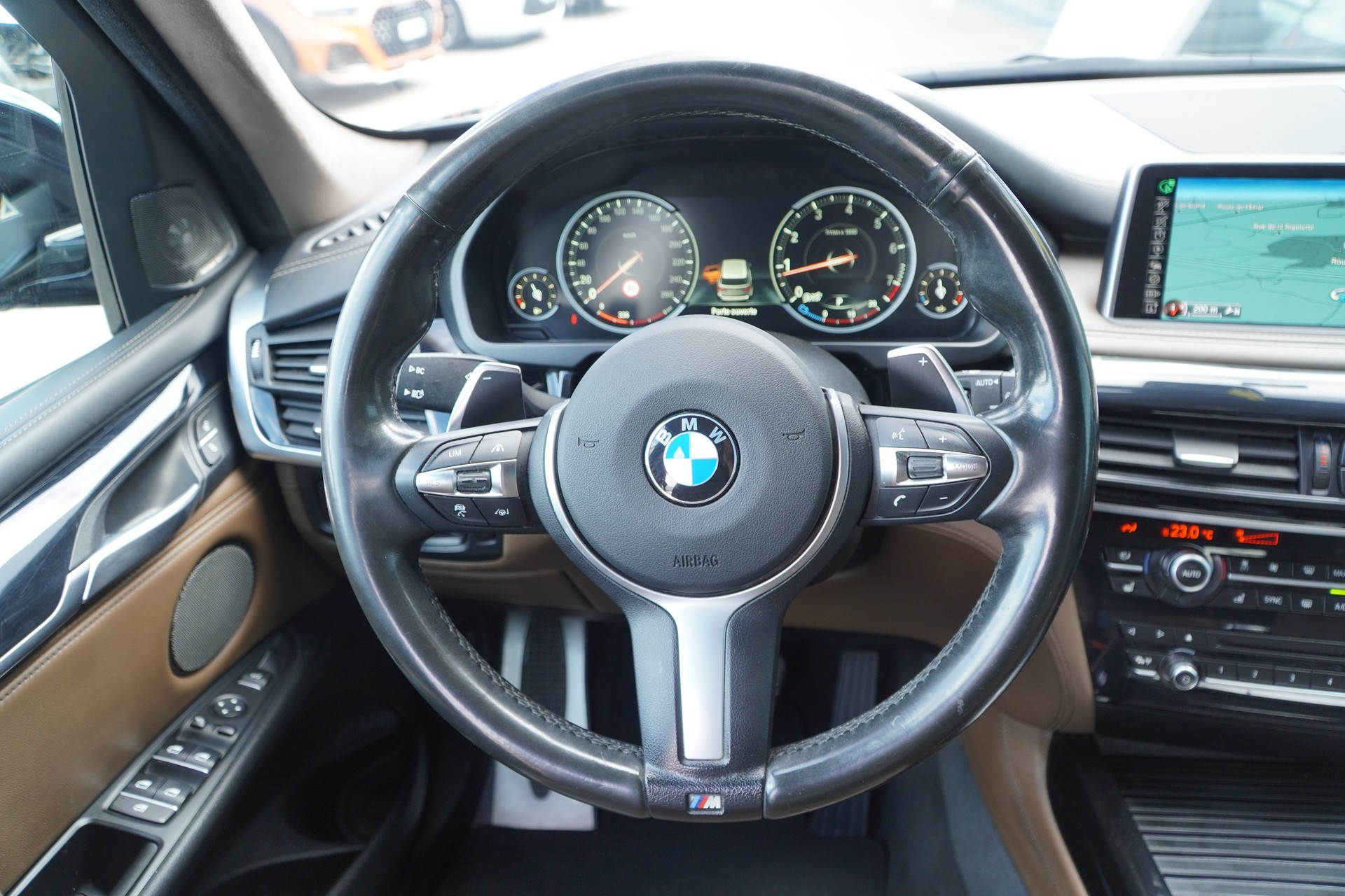 BMW X5 xDrive 35i Steptronic-image-12