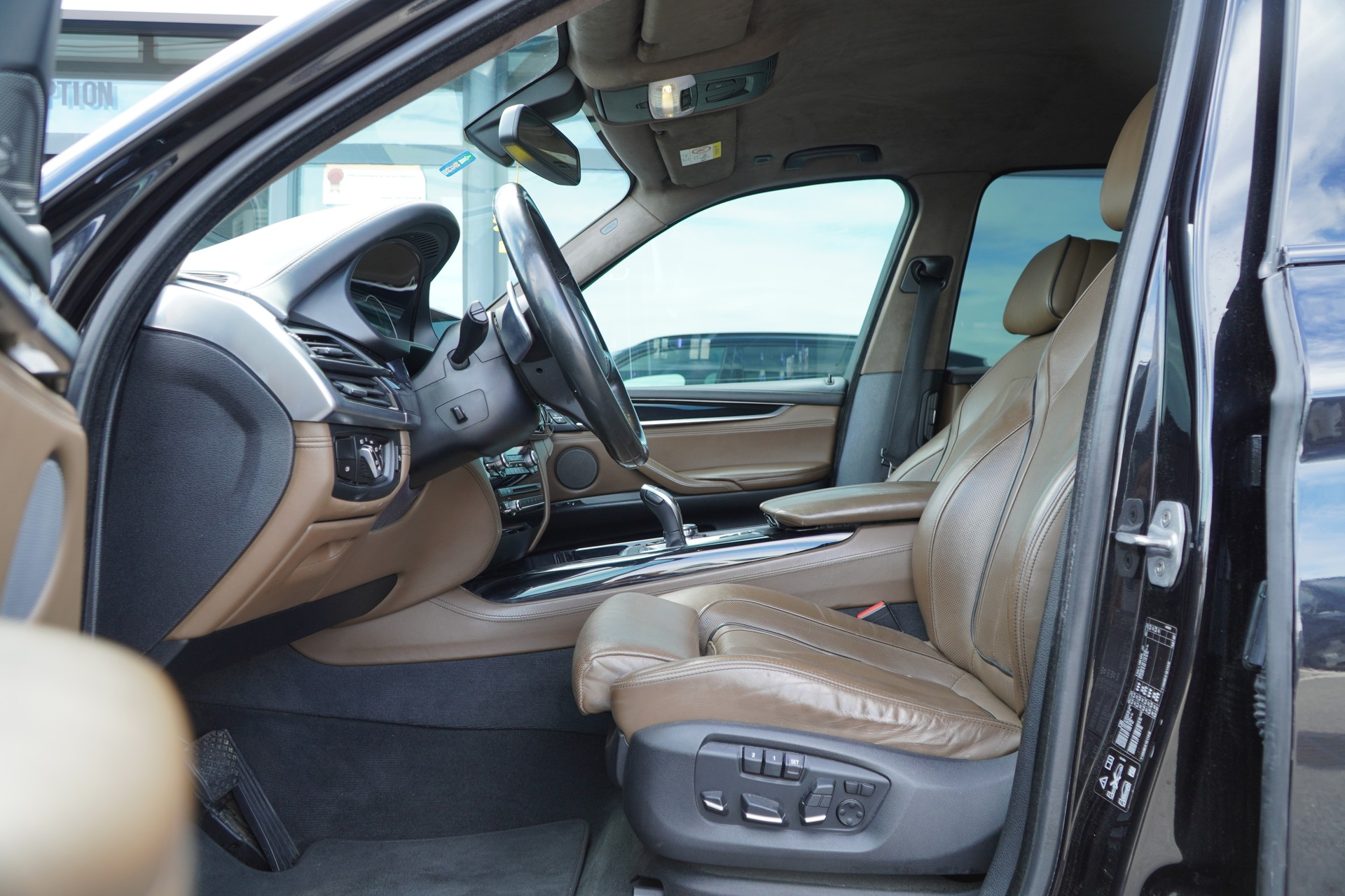 BMW X5 xDrive 35i Steptronic-image-8