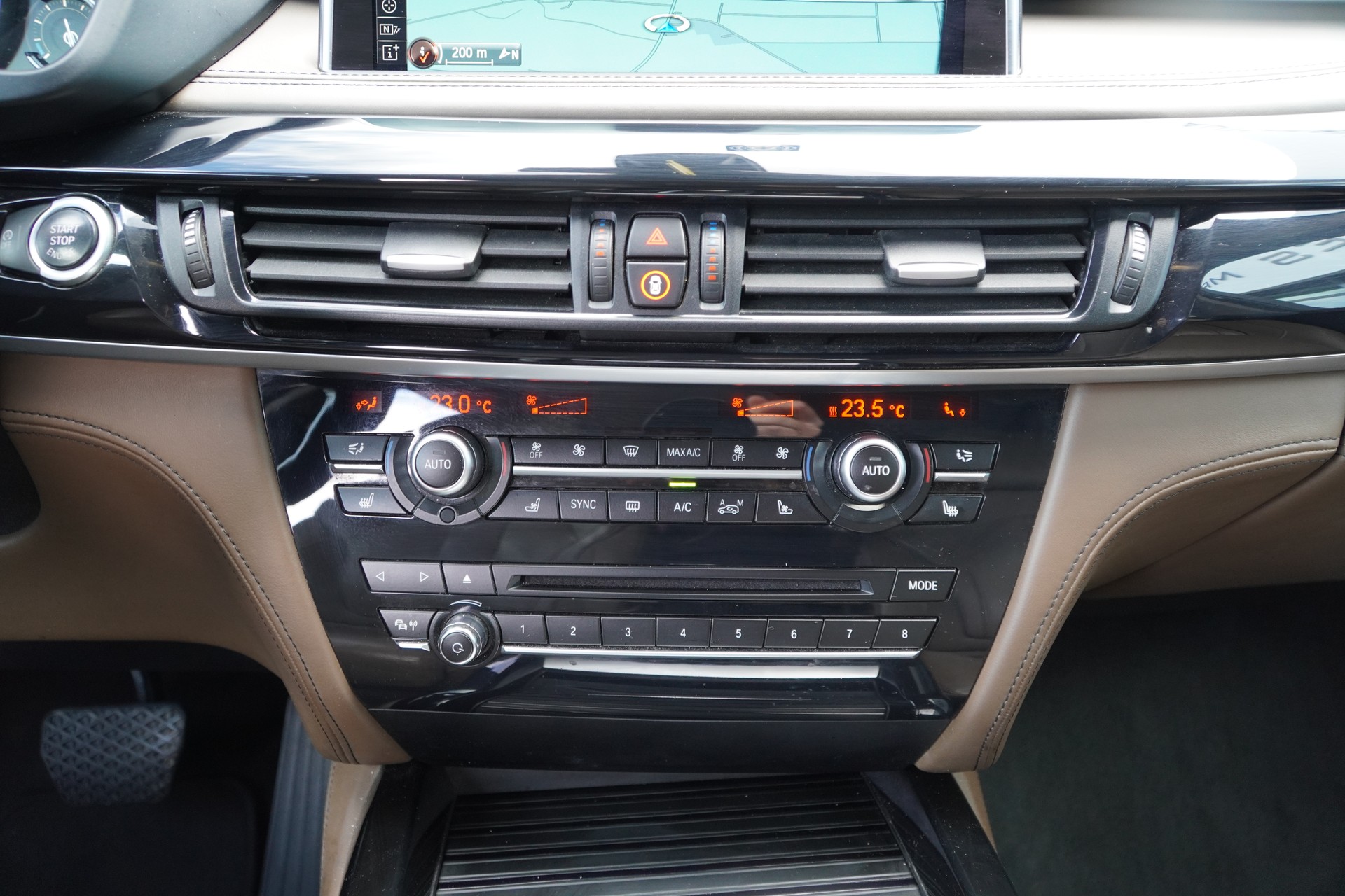 BMW X5 xDrive 35i Steptronic-image-23