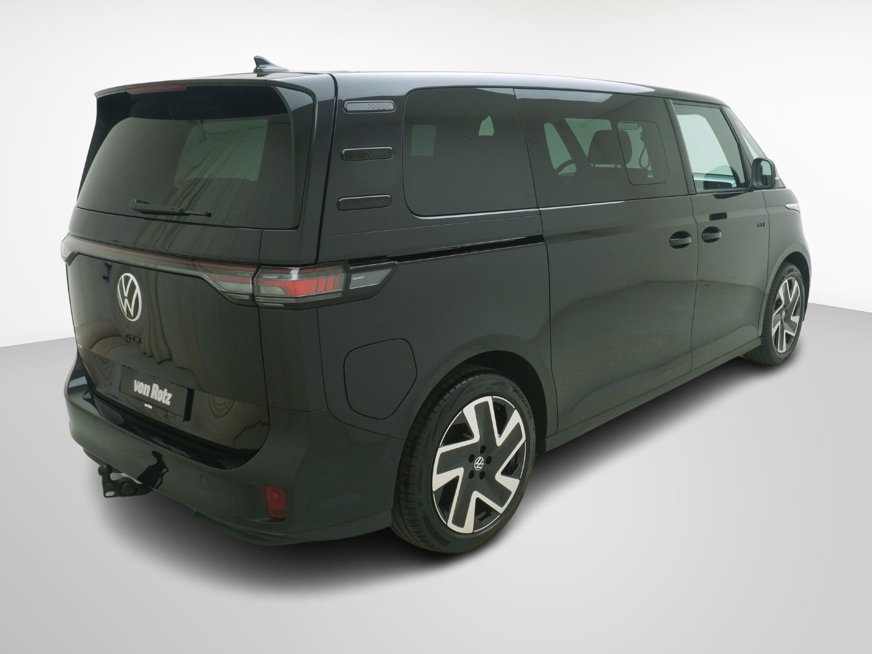 VW ID.Buzz 84kWh GTX 4MOTION langer Radstand-image-4