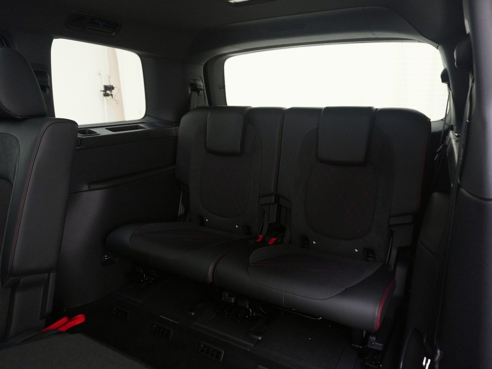 VW ID.Buzz 84kWh GTX 4MOTION langer Radstand-image-16