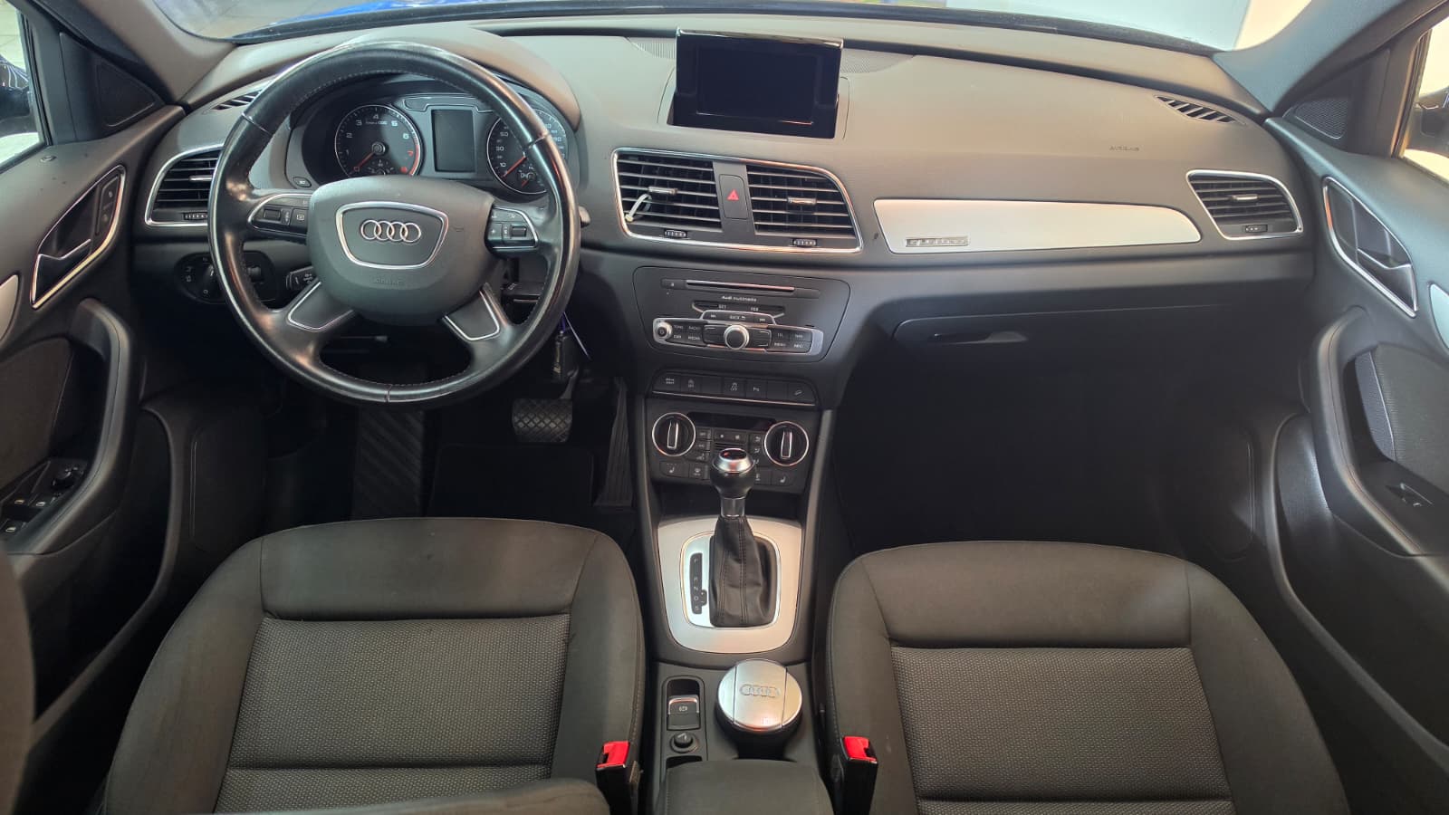 AUDI Q3 2.0 TFSI quattro S-tronic, CH-FAHRZEUG, SEHR GEPFLEGT, FRISCH AB MFK UND SERVICE-image-6