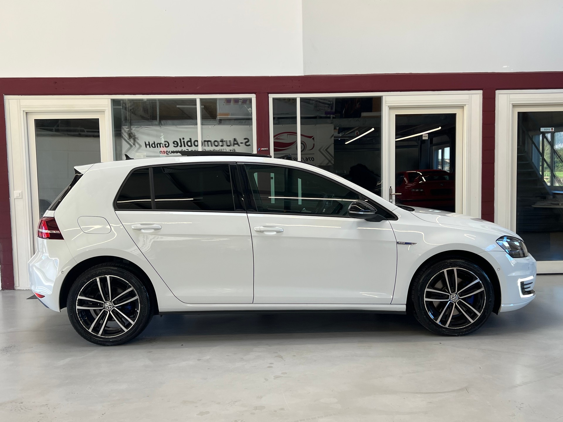 VW Golf 1.4 TSI GTE DSG-image-8
