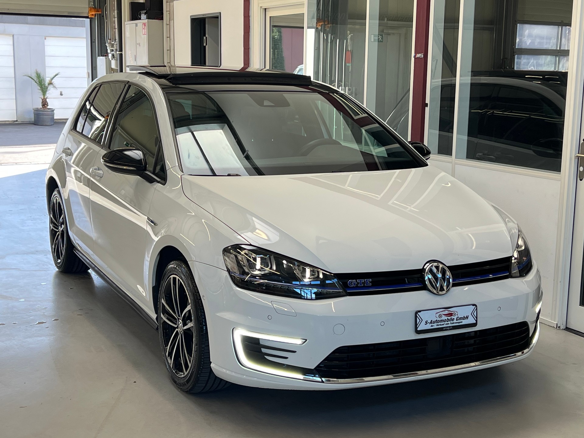 VW Golf 1.4 TSI GTE DSG-image-9