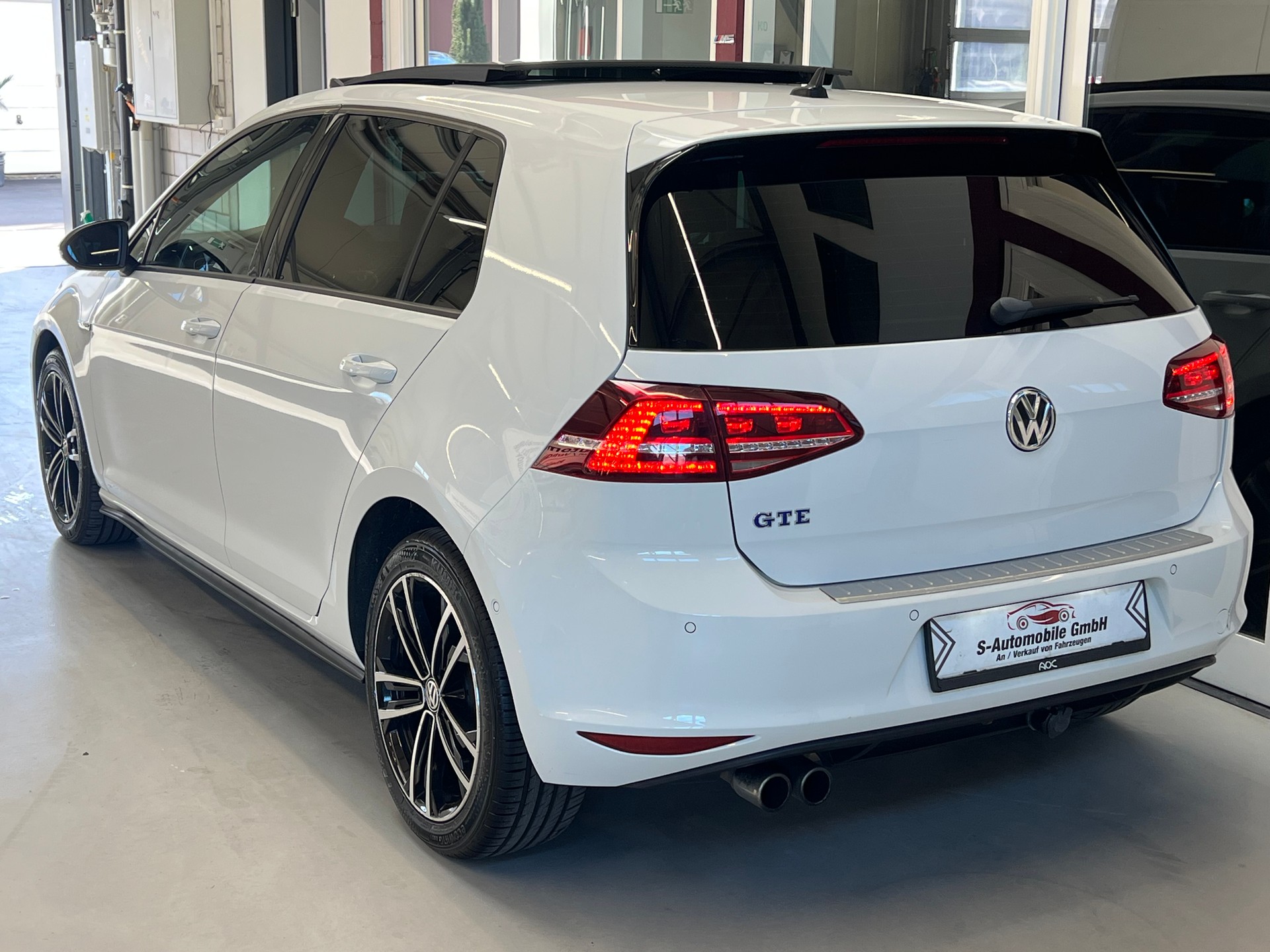VW Golf 1.4 TSI GTE DSG-image-5