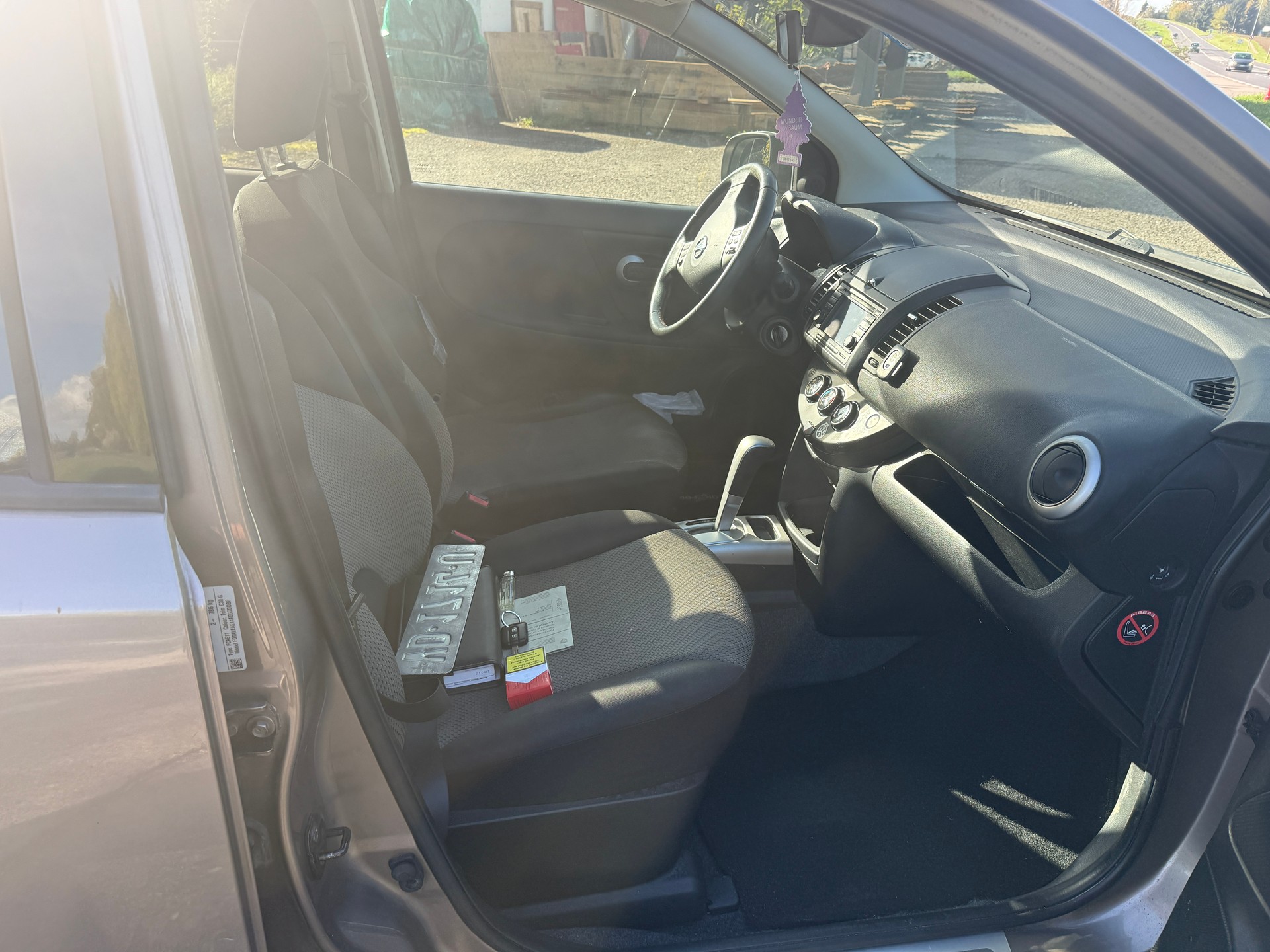 NISSAN Note 1.6 acenta Automatic-image-8