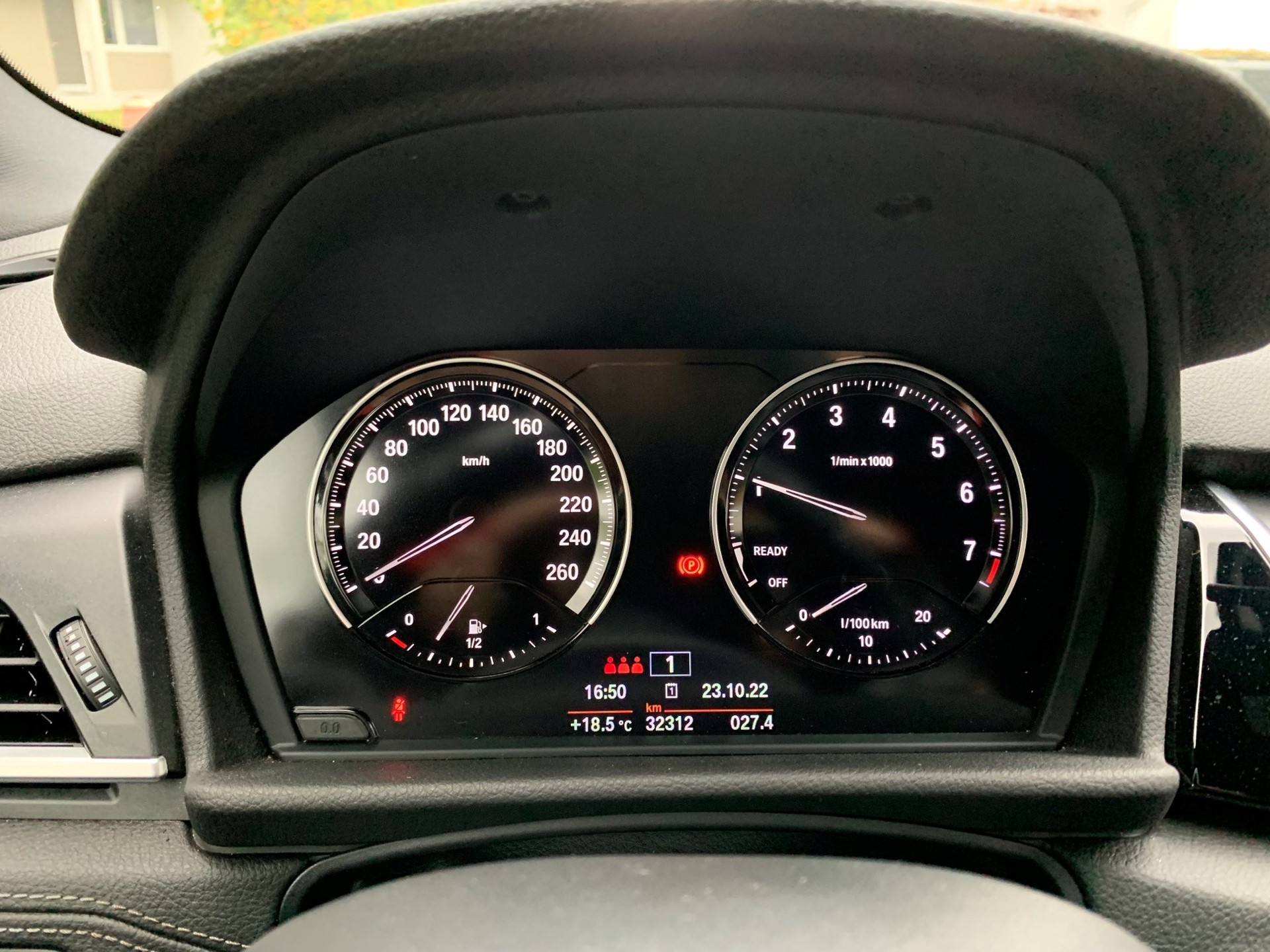 BMW 218i Active Tourer M Sport-image-4
