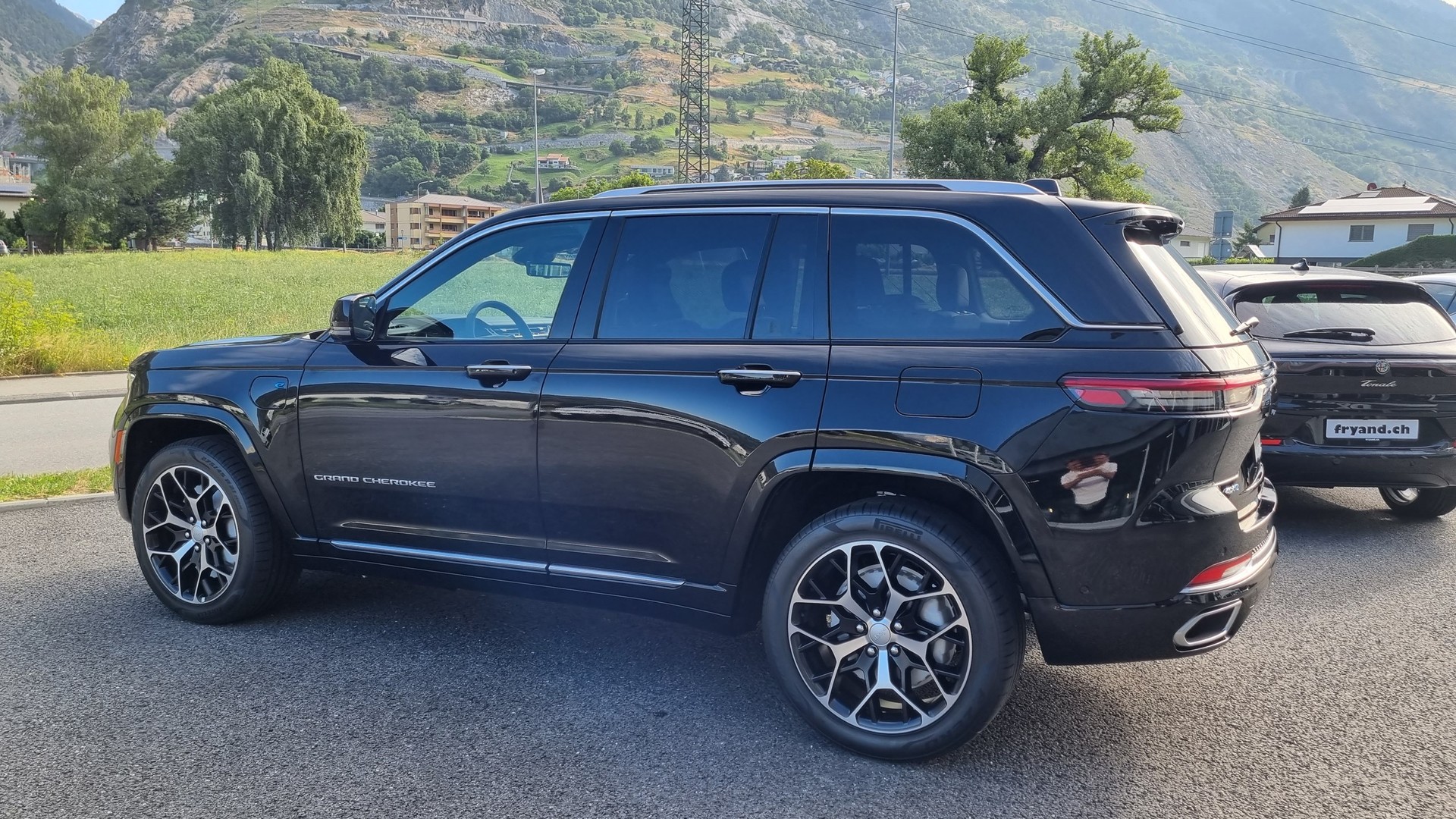 JEEP Grand Cherokee 2.0 Plug-in-Hybrid Summit Reserve 4xe-image-3