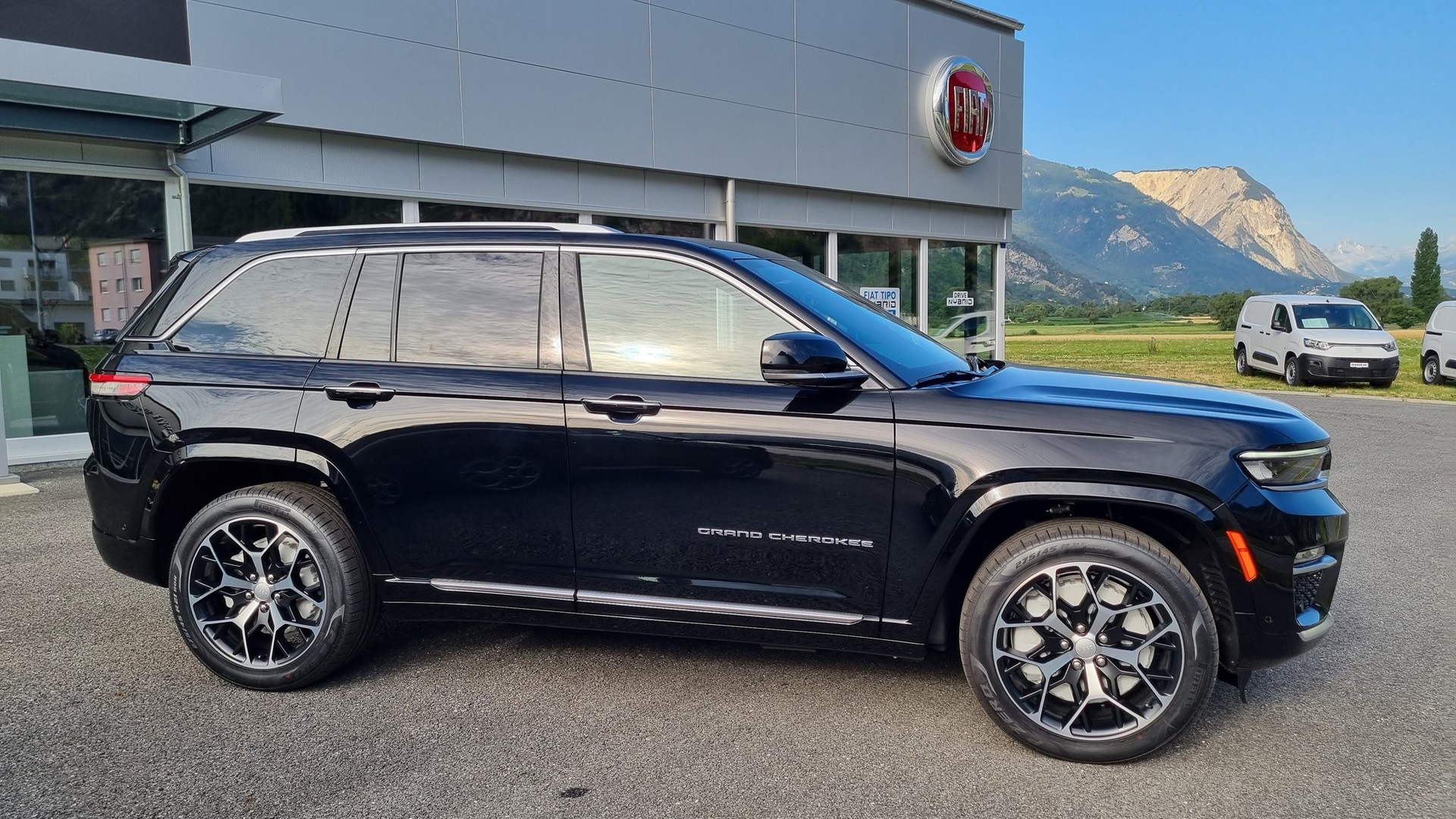 JEEP Grand Cherokee 2.0 Plug-in-Hybrid Summit Reserve 4xe-image-6