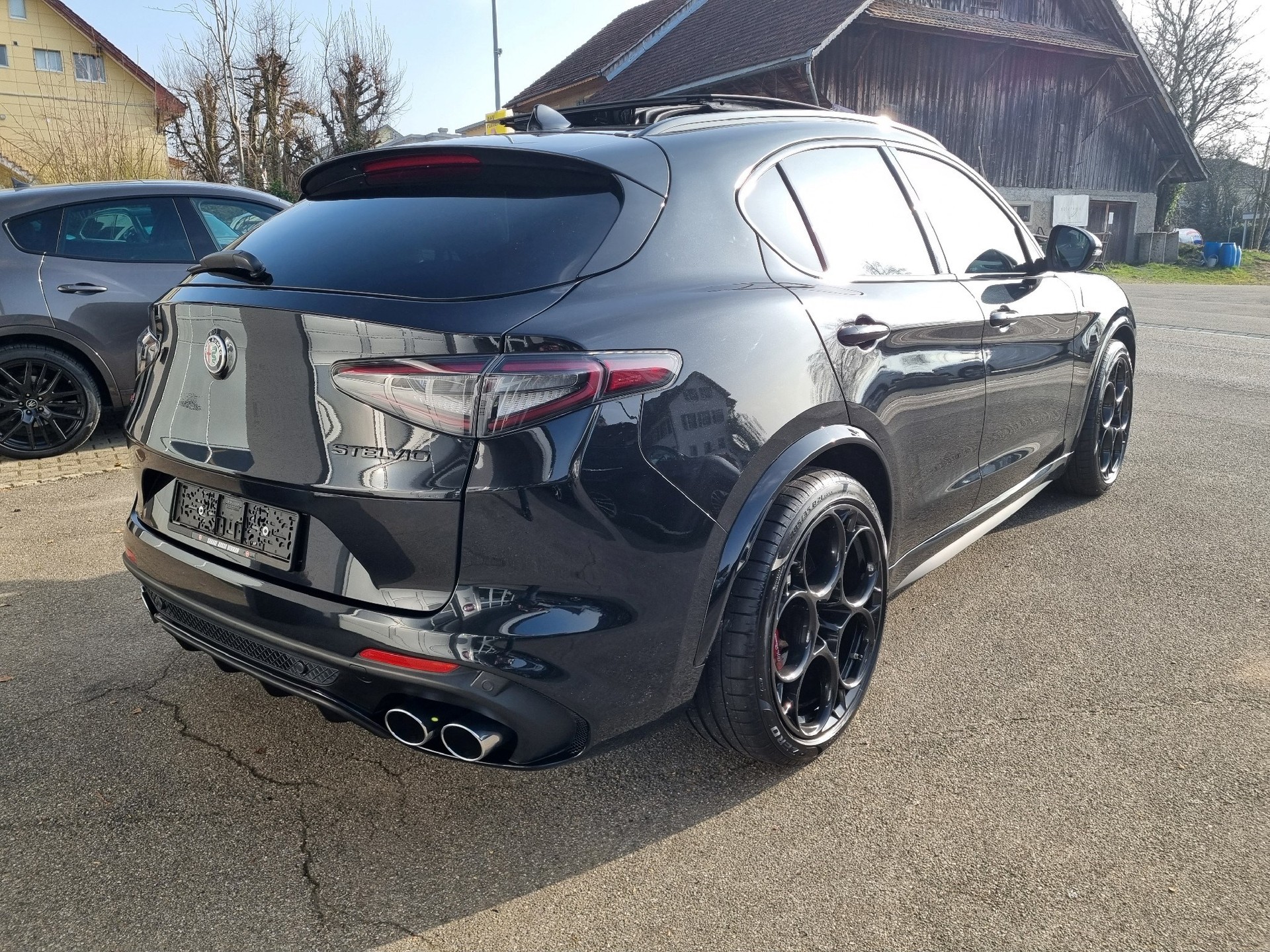 ALFA ROMEO Stelvio 2.9 V6 Quadrifoglio Q4 Automatic-showroom-element-3