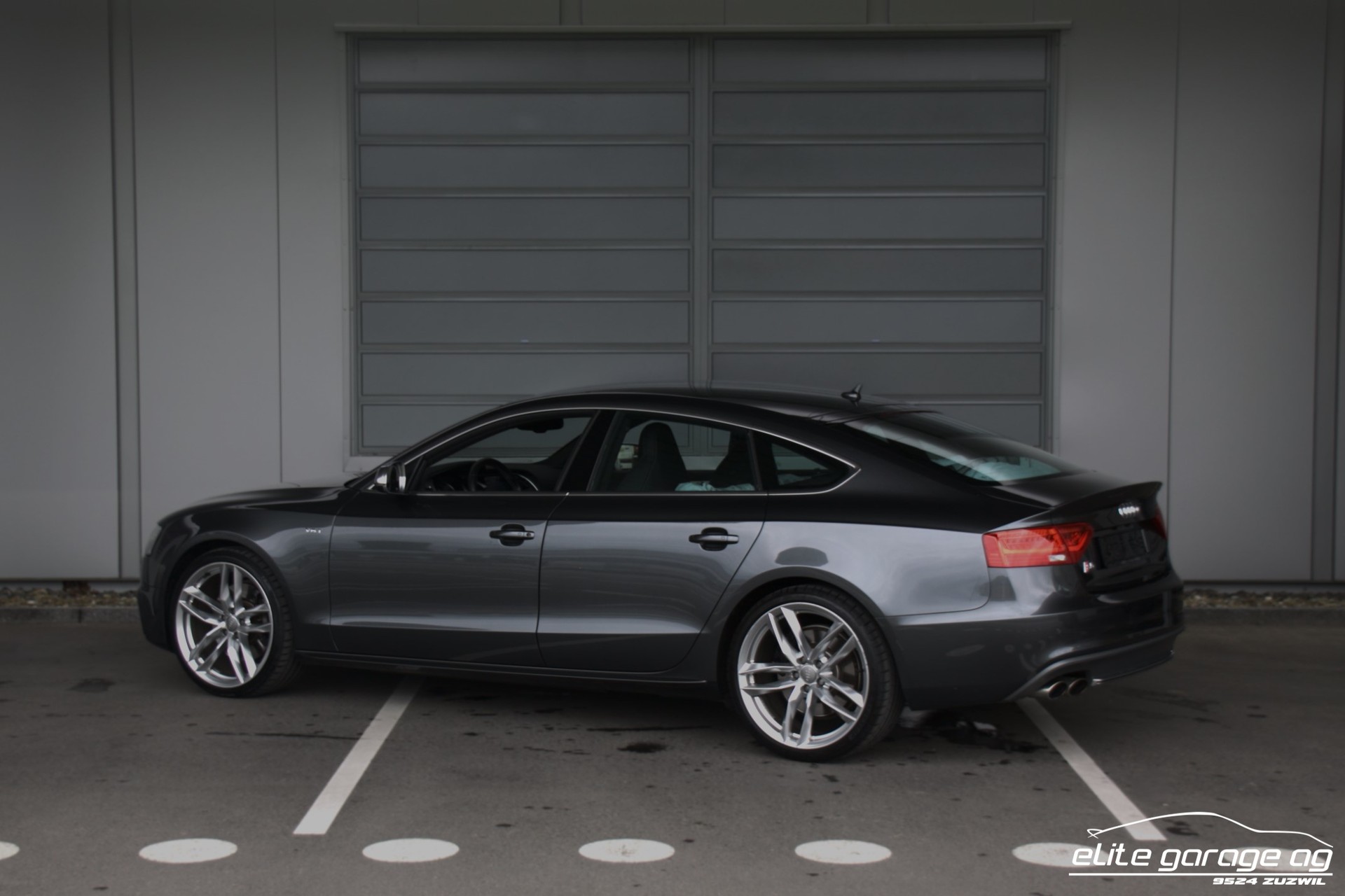 AUDI S5 Sportback 3.0 TFSI quattro-image-2