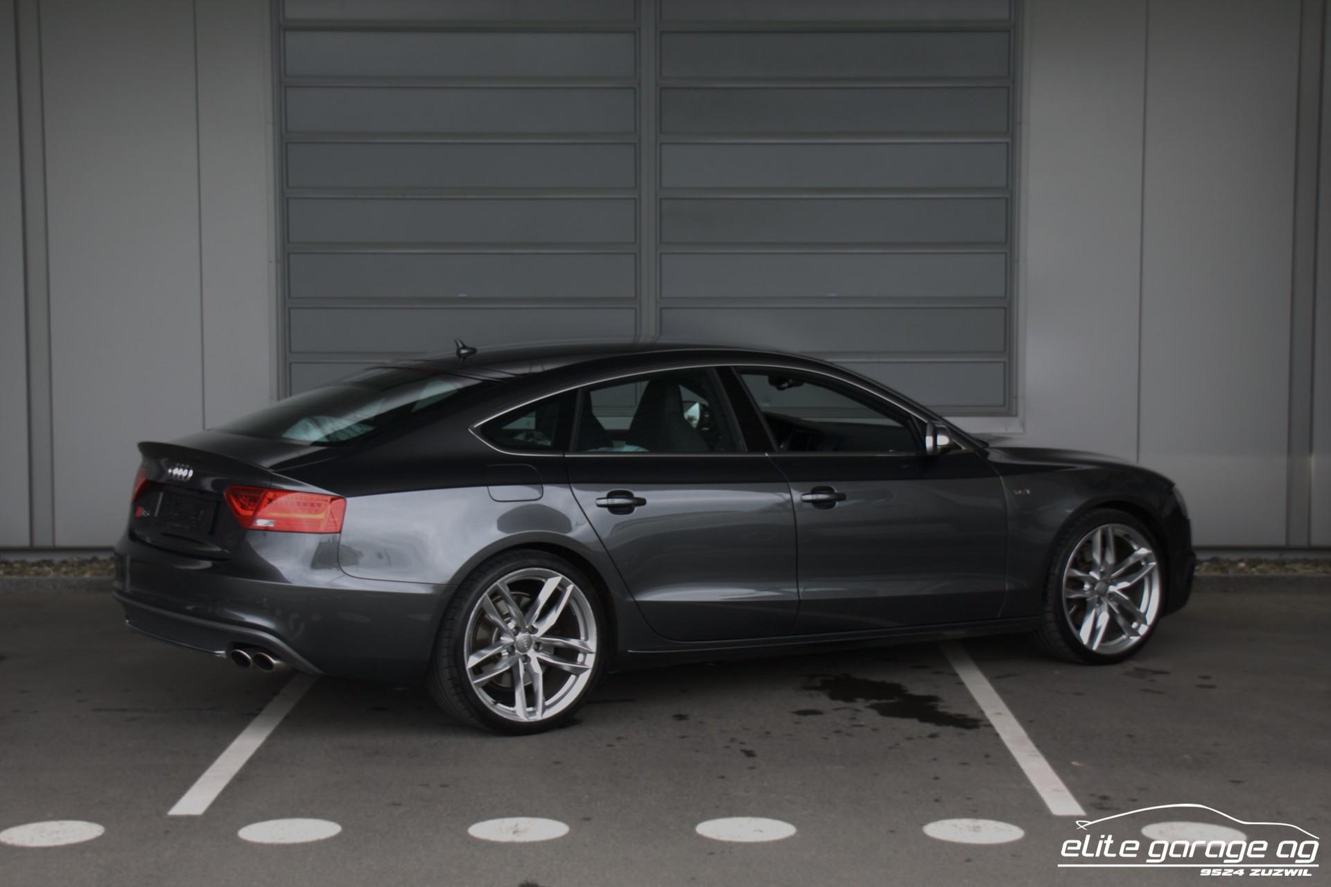AUDI S5 Sportback 3.0 TFSI quattro-image-4