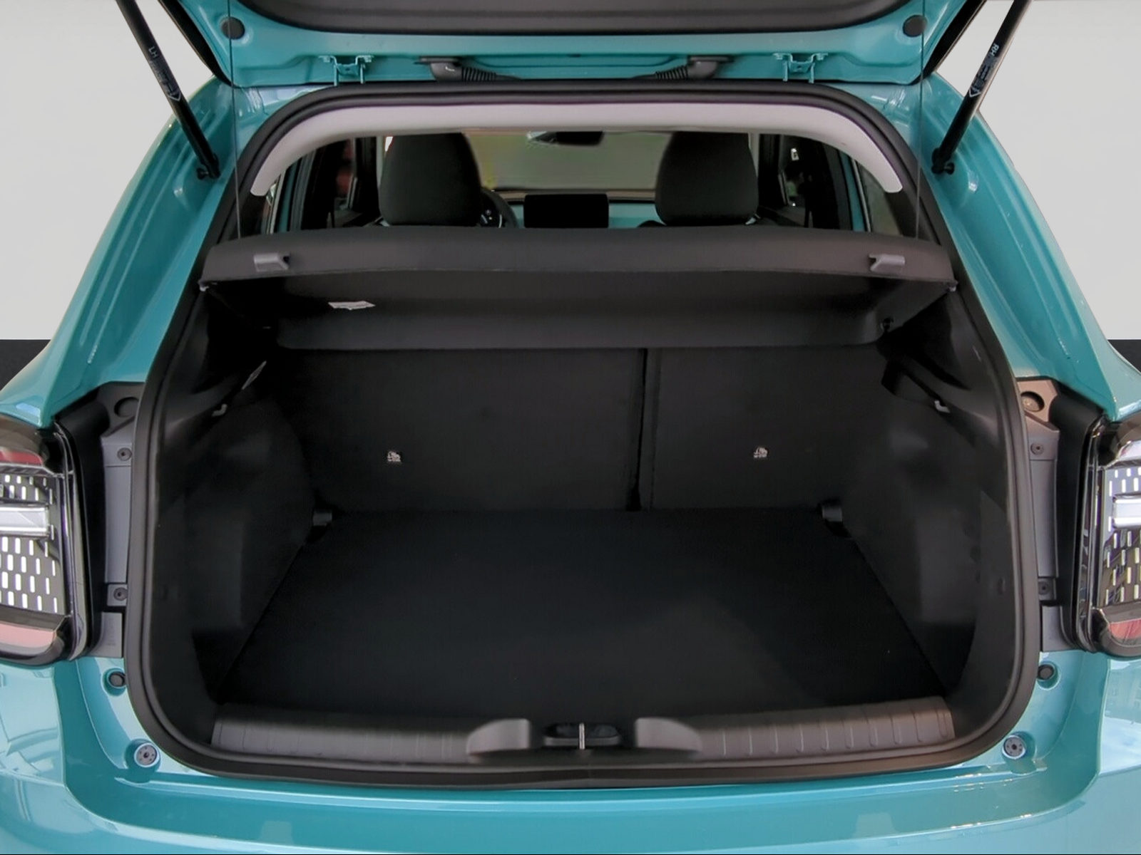 FIAT FIAT 600h MildHybrid Cult + Comfort + Winter + Style Paket-image-4