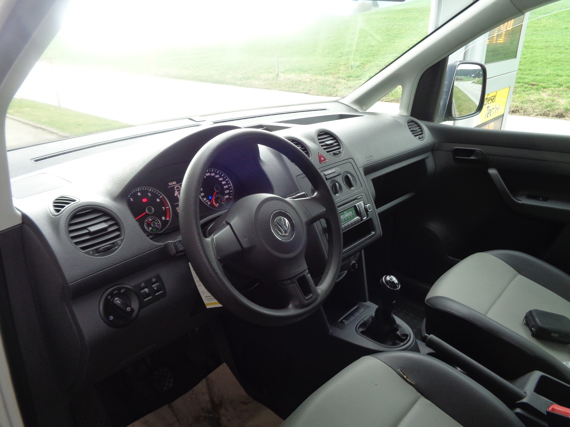 VW Caddy 2.0 EcoFuel-image-3