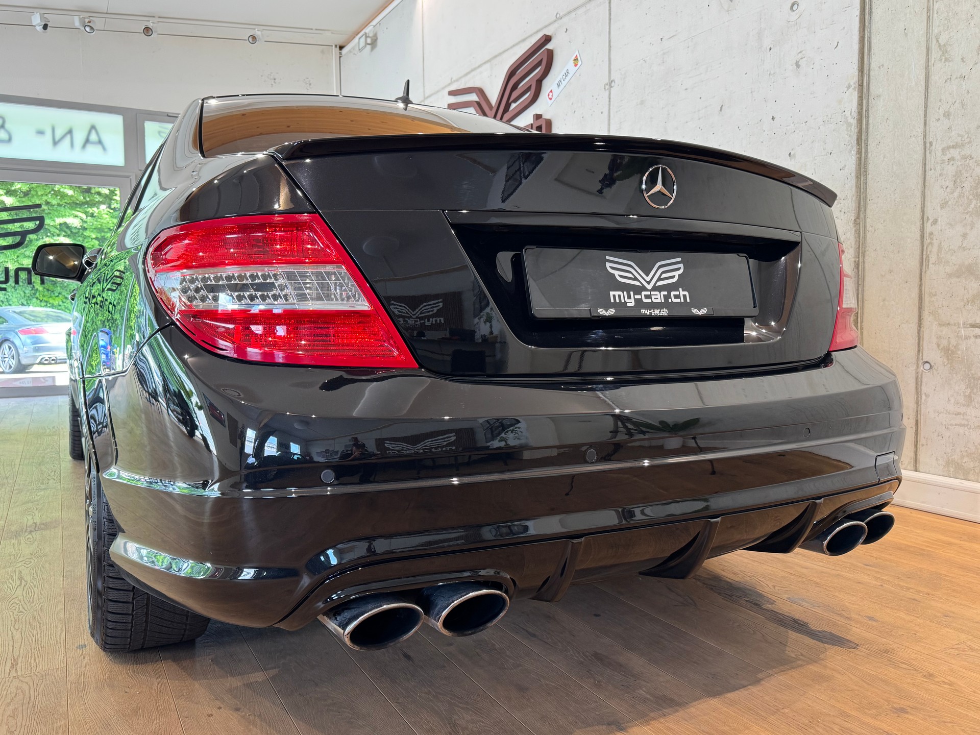 MERCEDES-BENZ C 63 AMG Avantgarde 7G-Tronic-image-8
