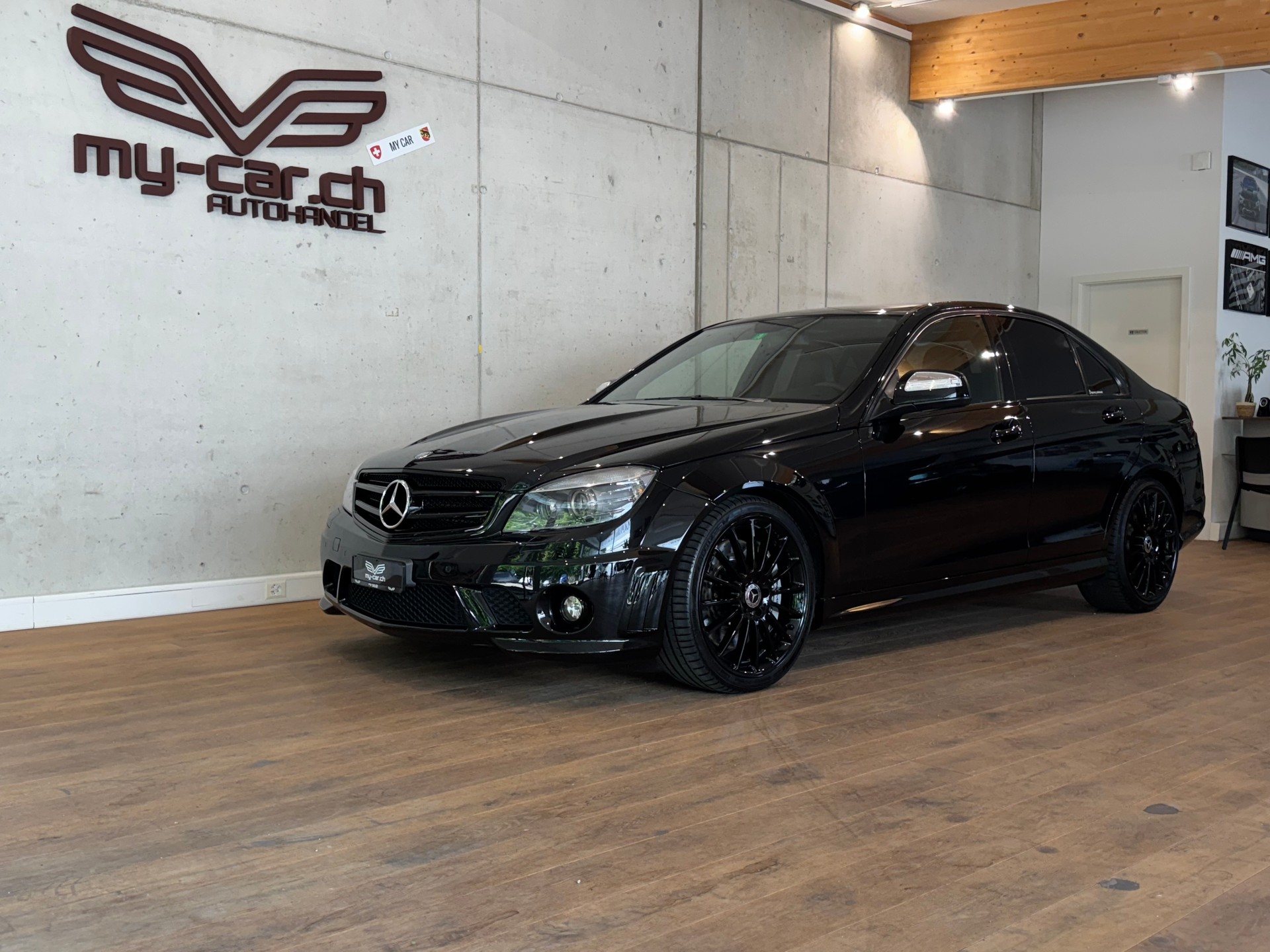 MERCEDES-BENZ C 63 AMG Avantgarde 7G-Tronic-image-3