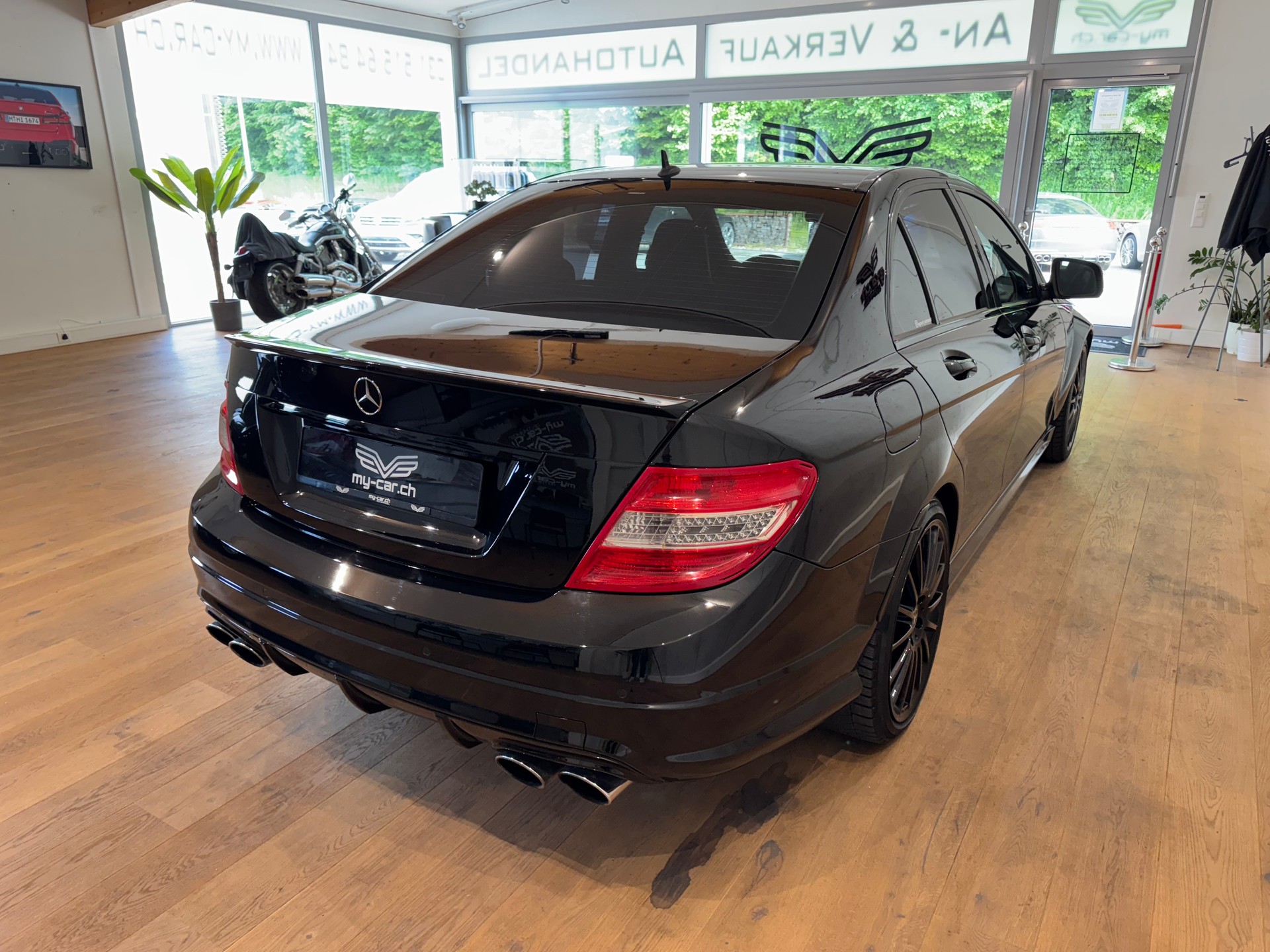 MERCEDES-BENZ C 63 AMG Avantgarde 7G-Tronic-image-13
