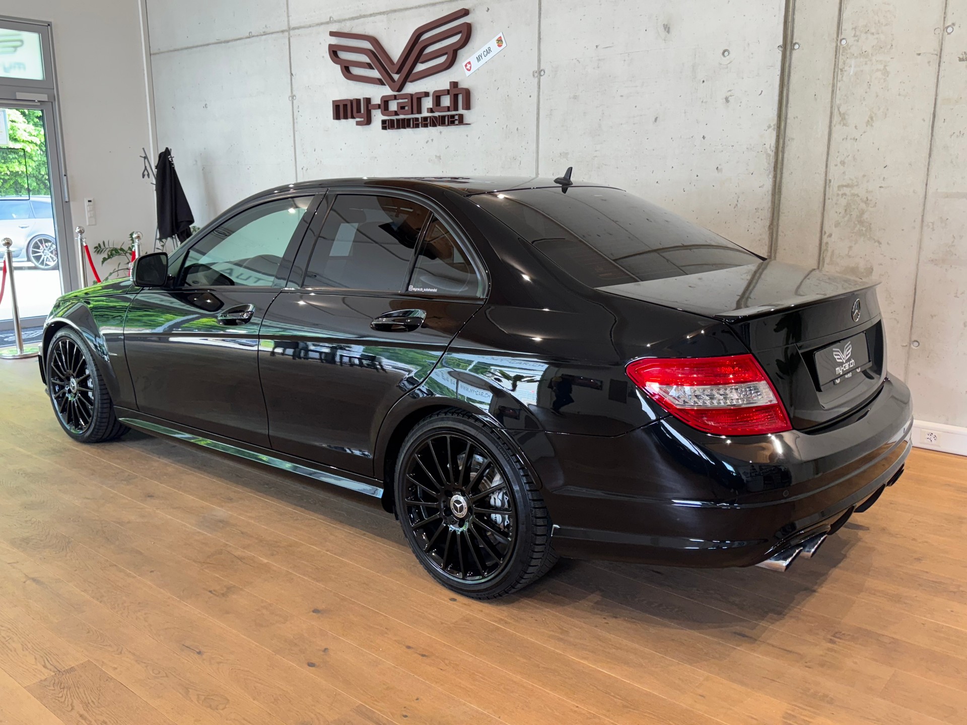 MERCEDES-BENZ C 63 AMG Avantgarde 7G-Tronic-image-9