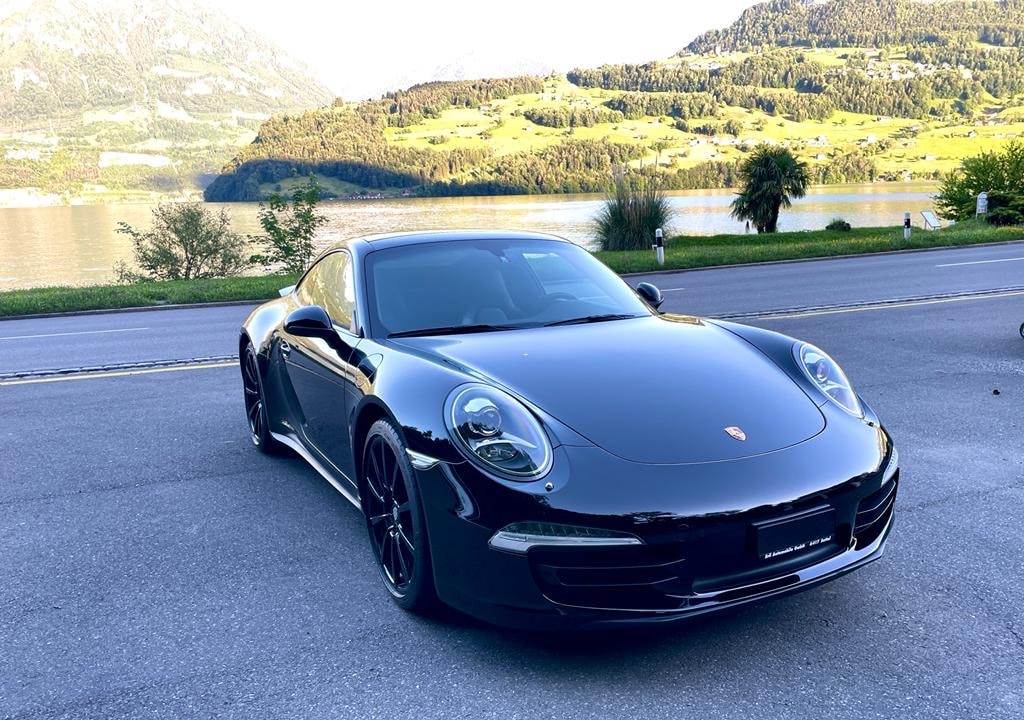 PORSCHE 911 Carrera 4 PDK-image-12