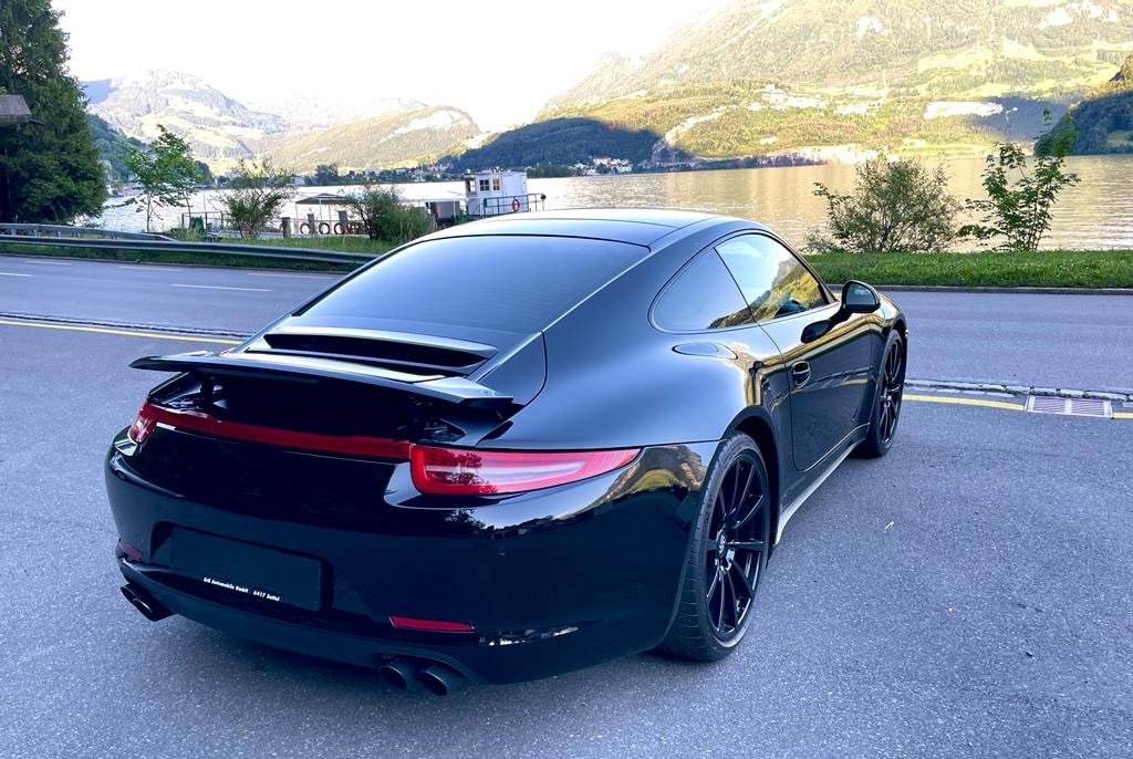 PORSCHE 911 Carrera 4 PDK-image-10