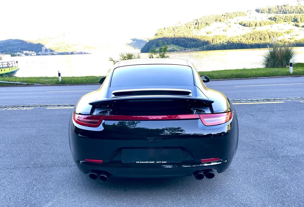 PORSCHE 911 Carrera 4 PDK-image-9